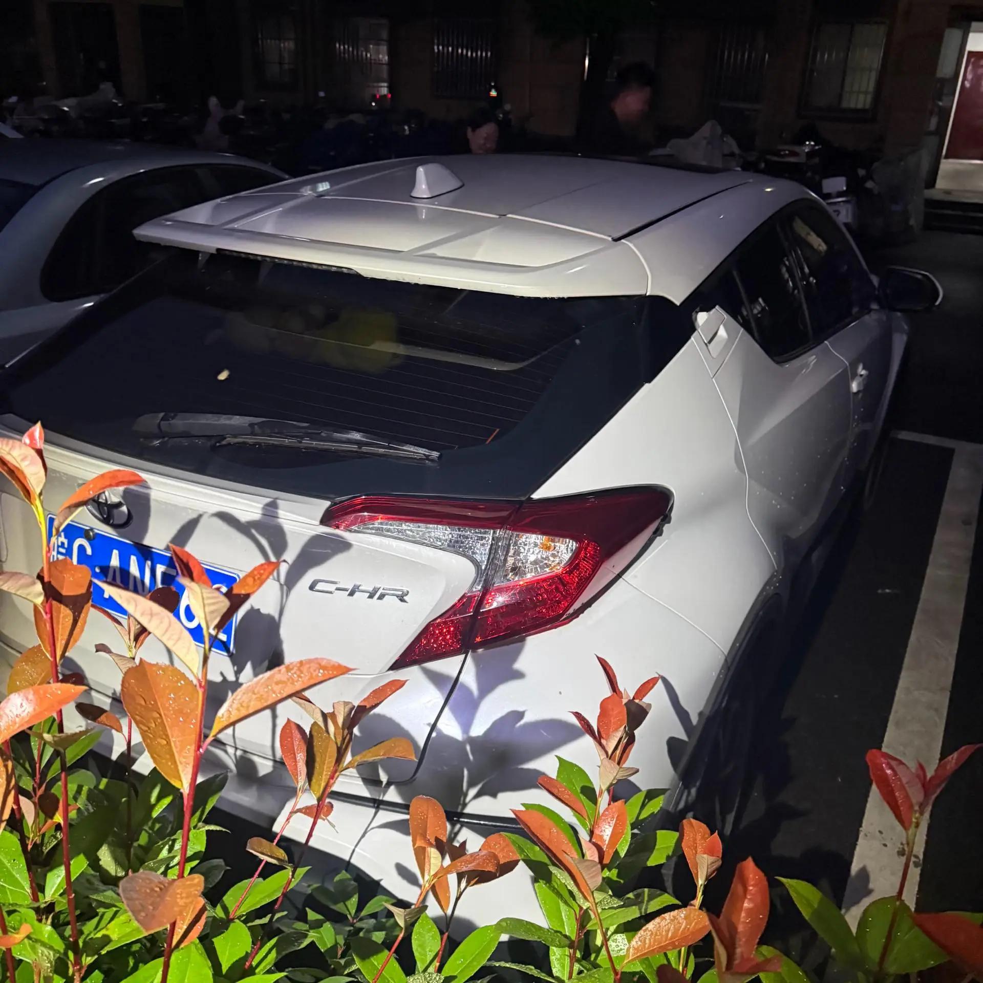 Toyota C- HR 2020 2.0L Leading Edition 2