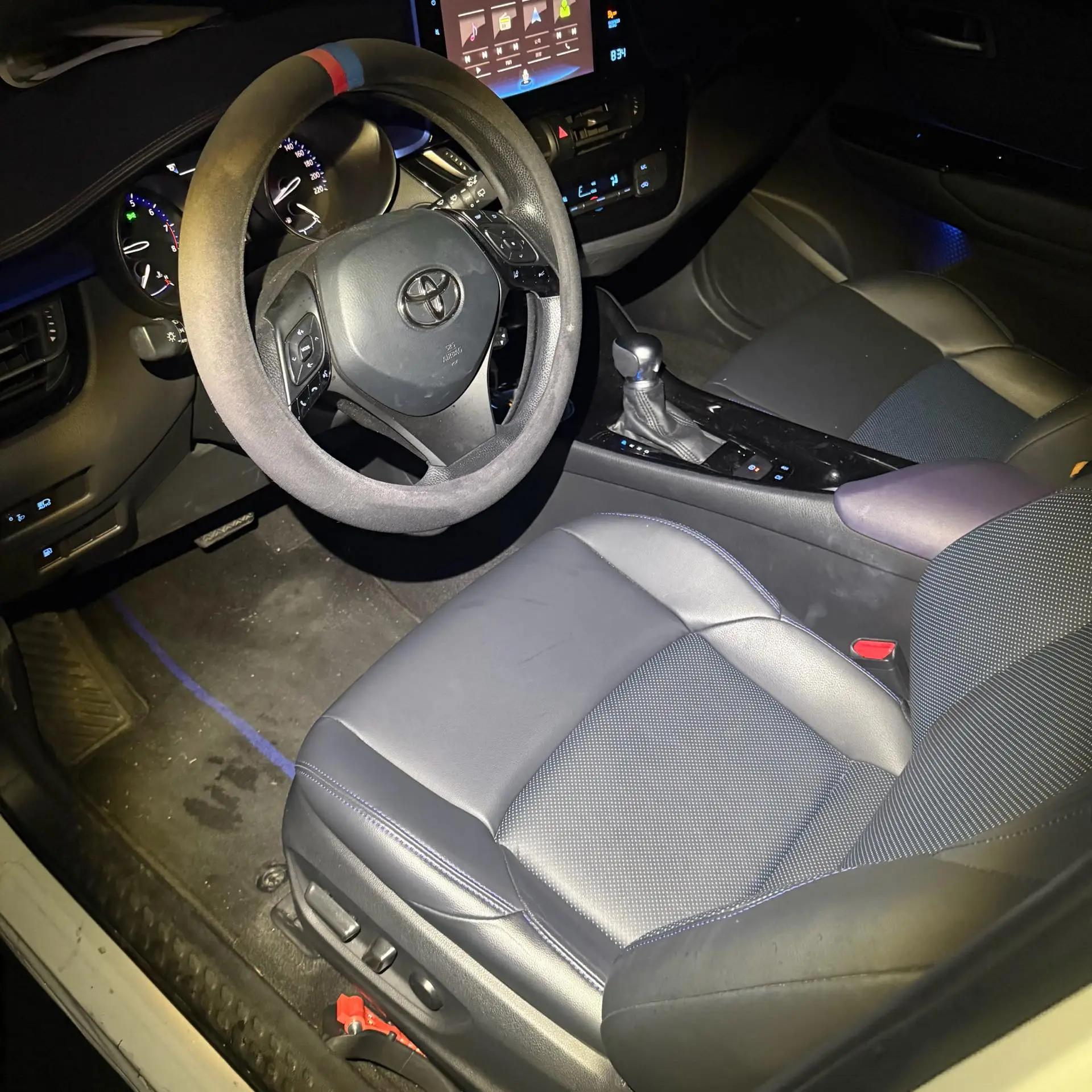 Toyota C- HR 2020 2.0L Leading Edition 5