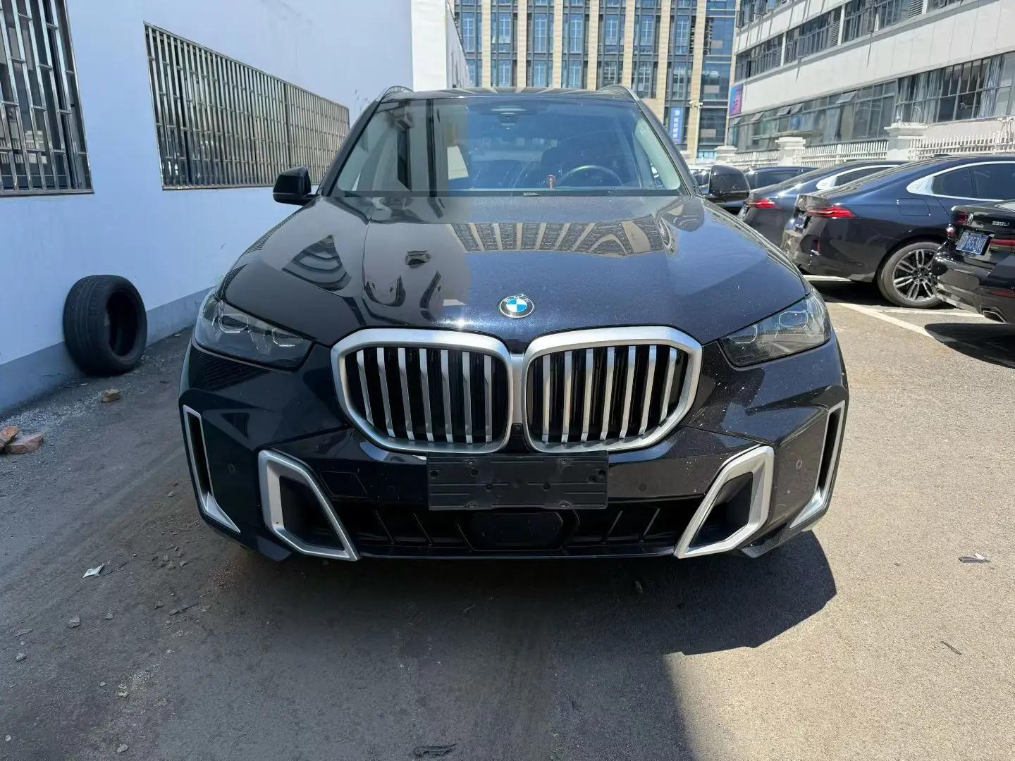 BMW 2023 X5 xDrive30Li 48V 2.0T Luxury Model M Sport Night Edition Automatic 2