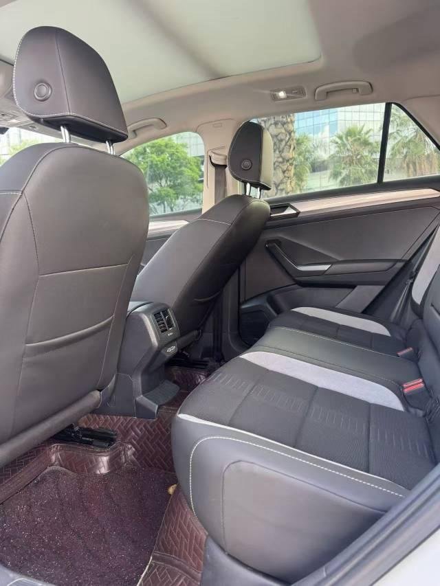 T-ROC Tange 2022 280TSI DSG Two-Drive Elite PLUS 4
