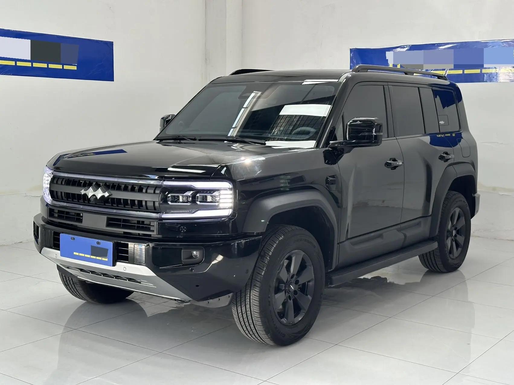 打开图片灯箱:FangChengBao 2025 Leopard 5 1.5T Stepless 210KM Gods Ultra Edition Automatic Gear
