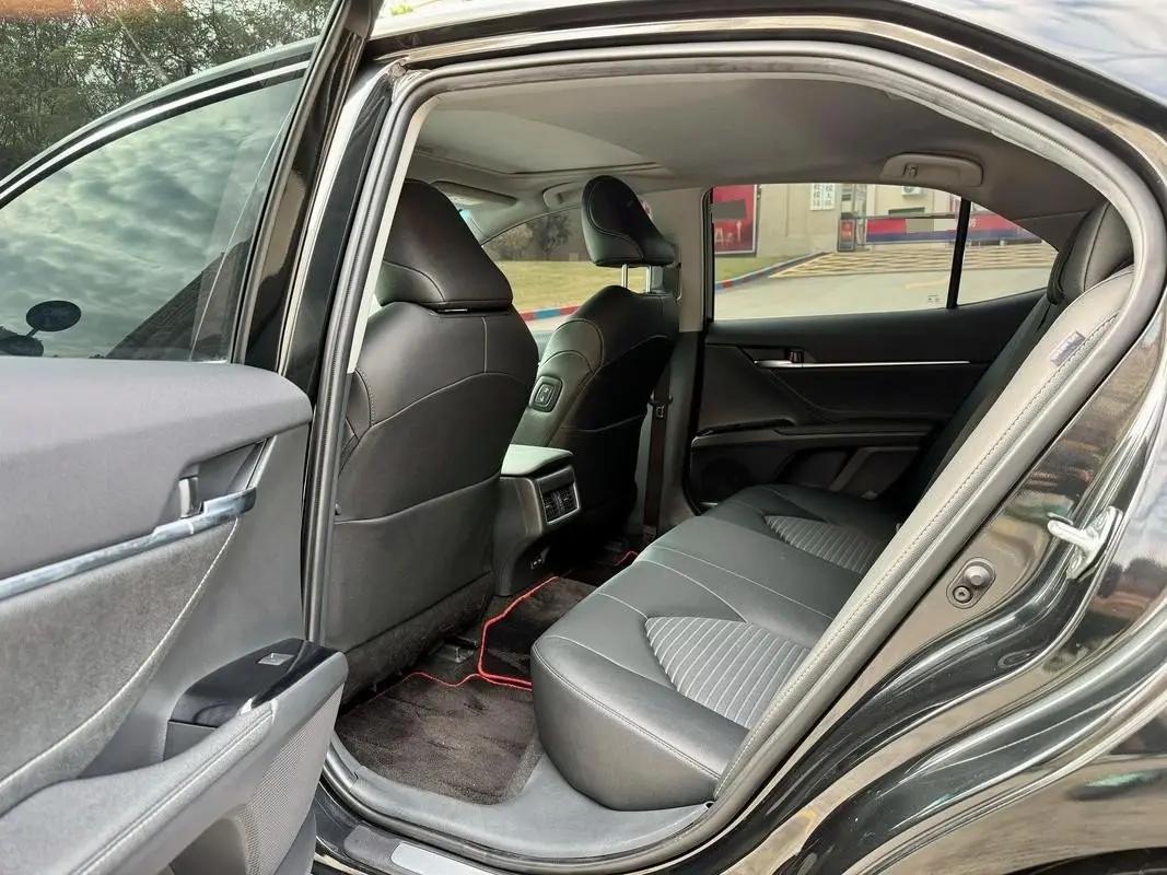 Camry 2021 2.5G Deluxe Edition 4