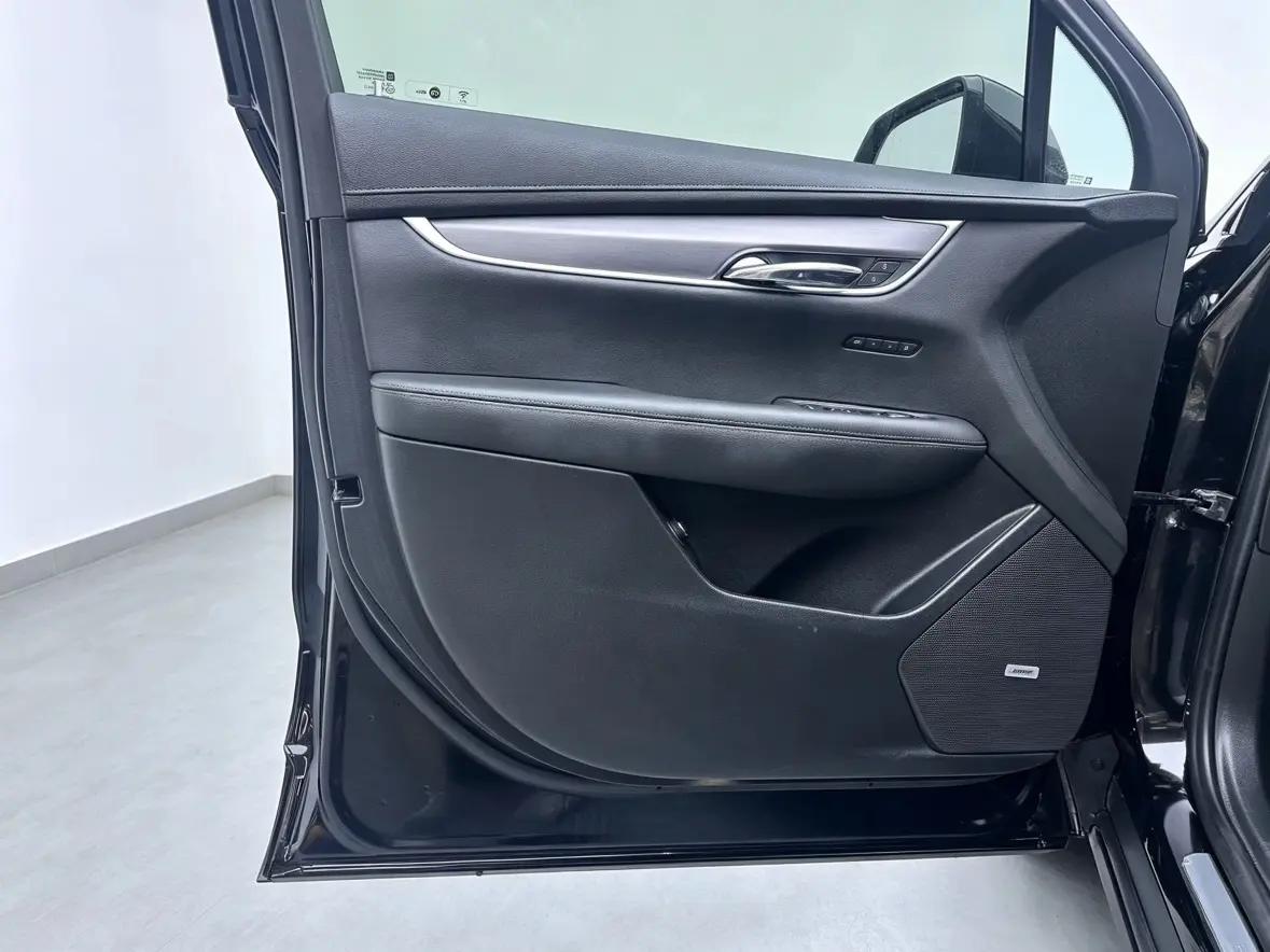 Cadillac XT6 2021 28T Seven-seat Fashion Model 2