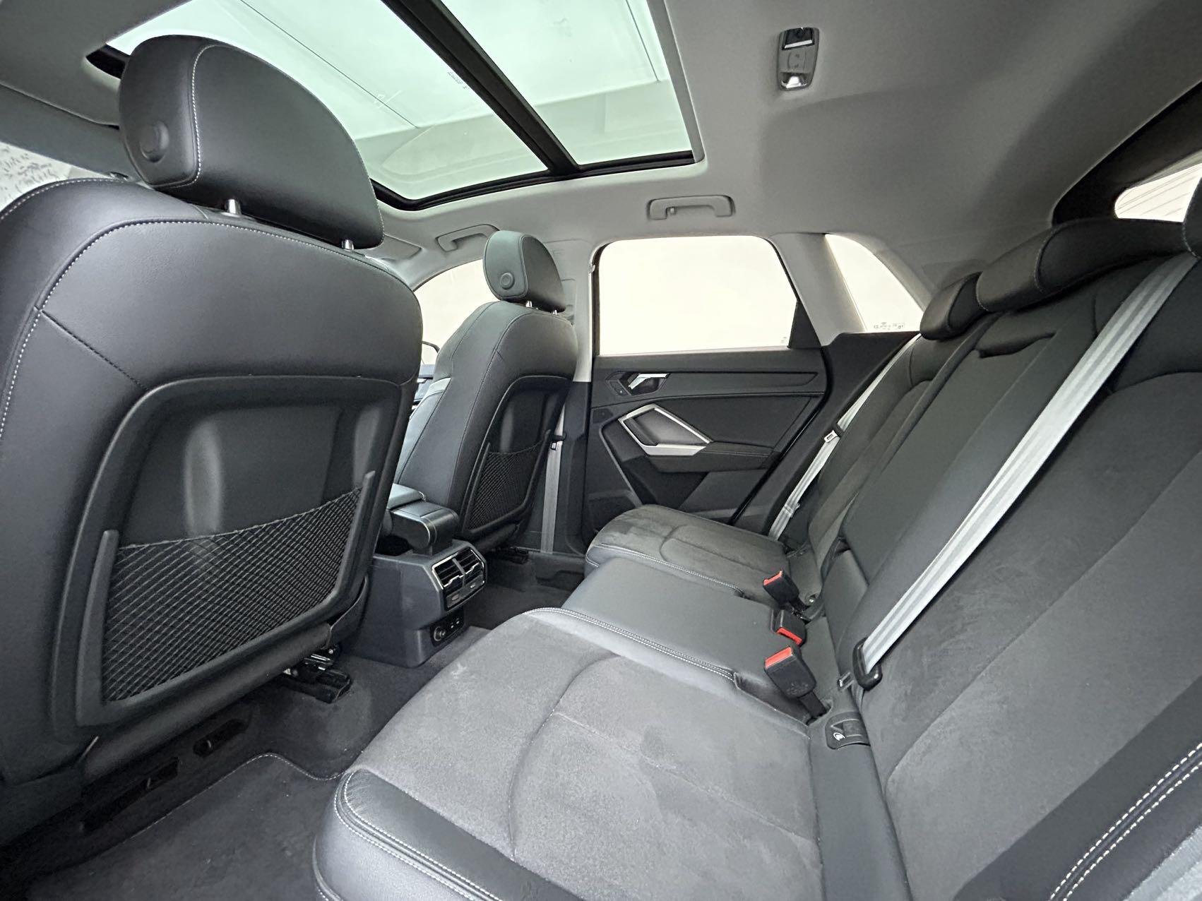 Audi Q3 2022 35 TFSI Fashion Dynamic 8