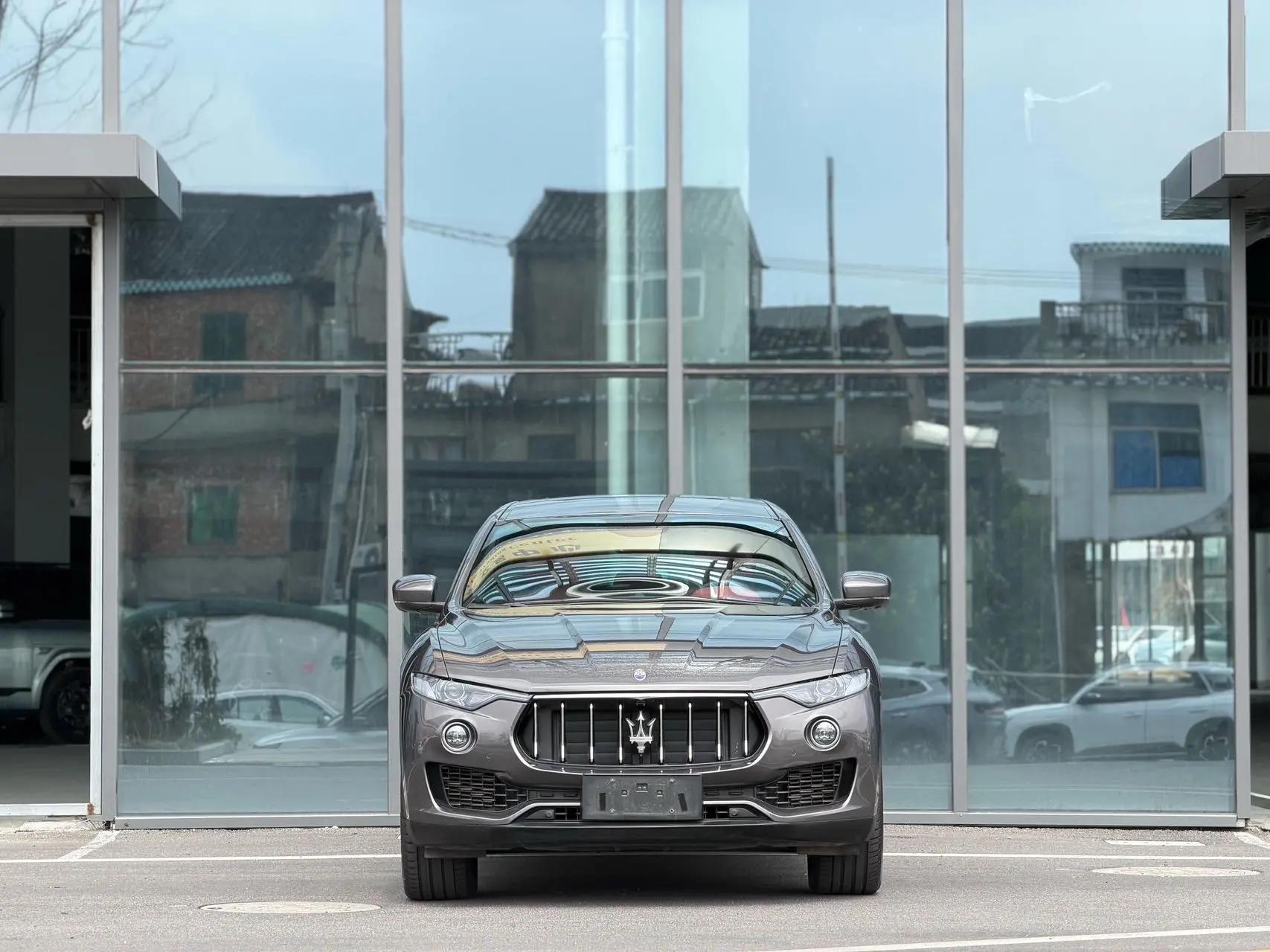 Levante 2021 3.0T Standard Edition 2