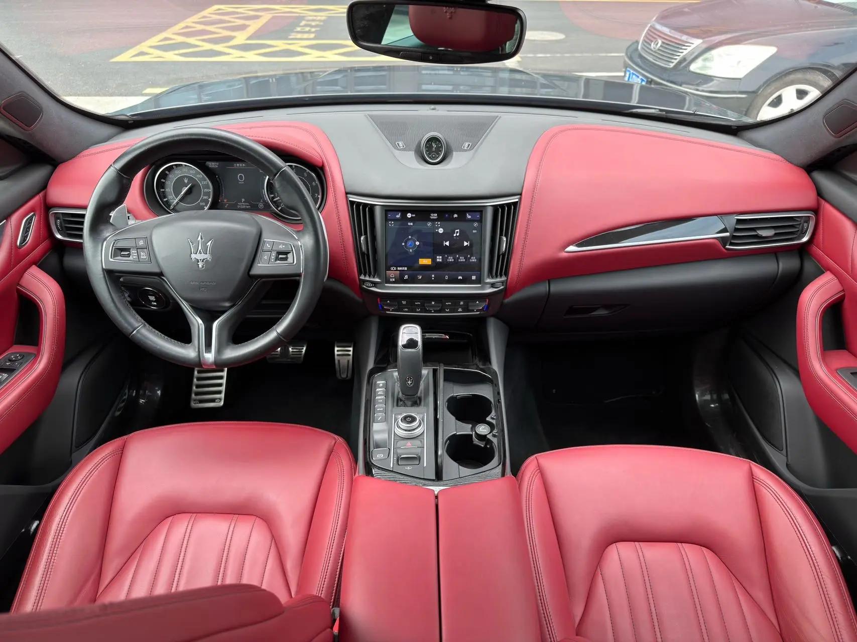 Levante 2021 3.0T Standard Edition 8