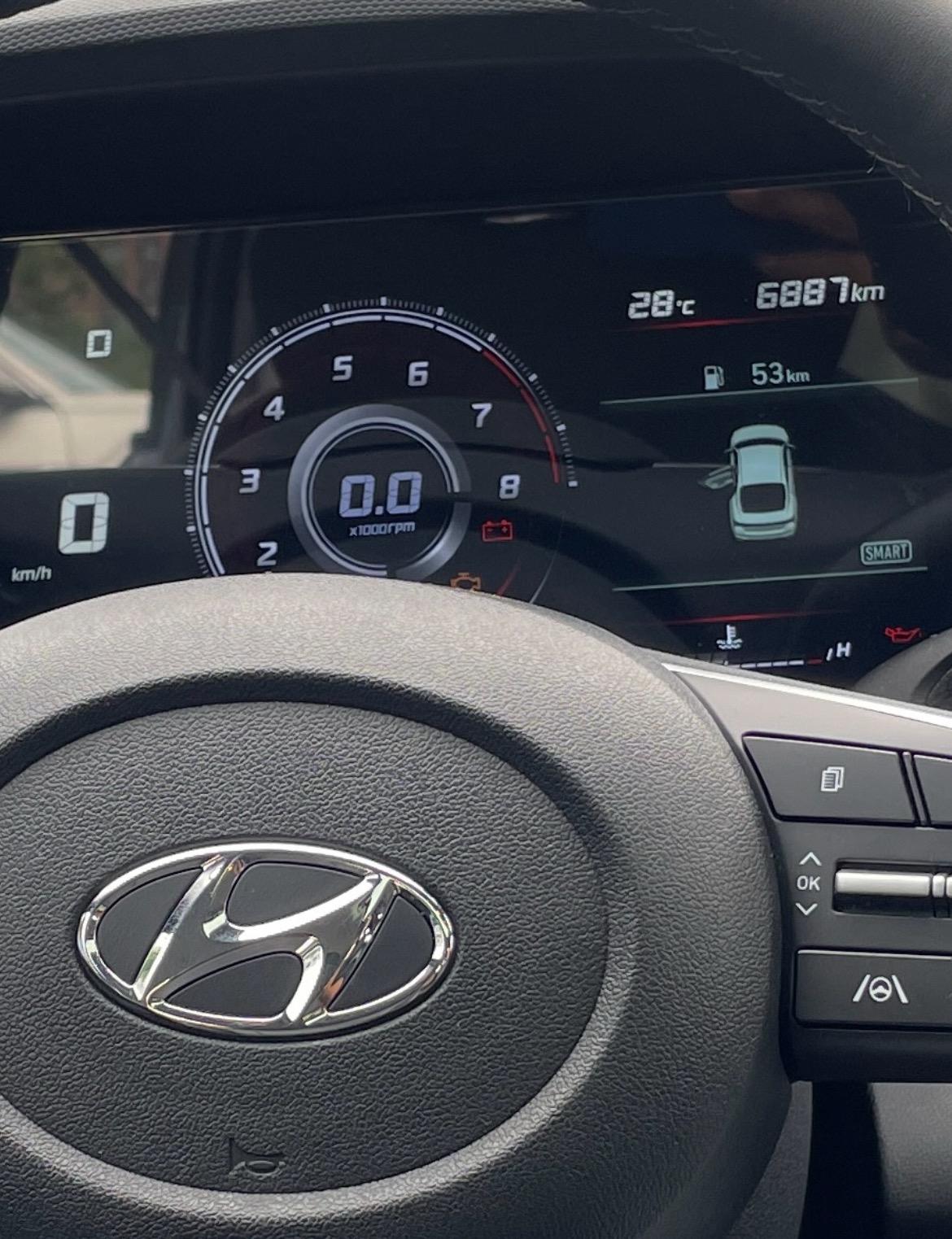 Elantra 2023 1.5L CVT LUX Premium Edition 11