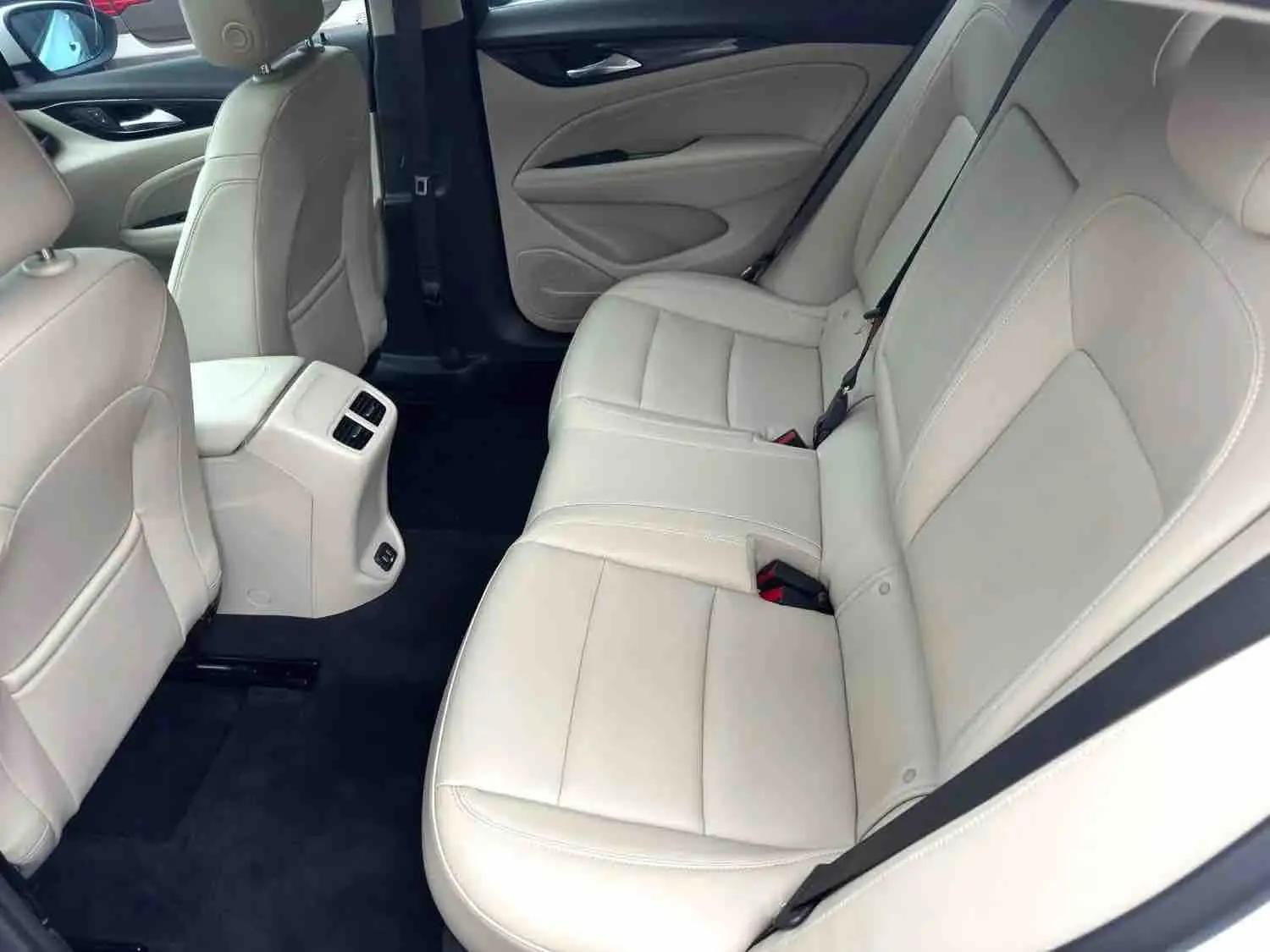 Regal 2020 552T Luxury Model 2