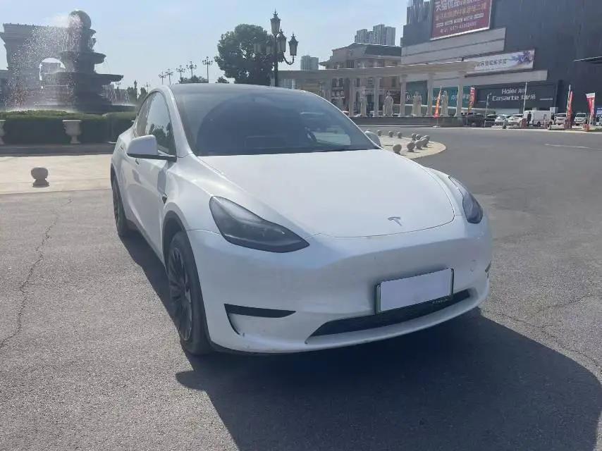 2022 Model Y Refreshed Rear-Wheel-Drive Version 3