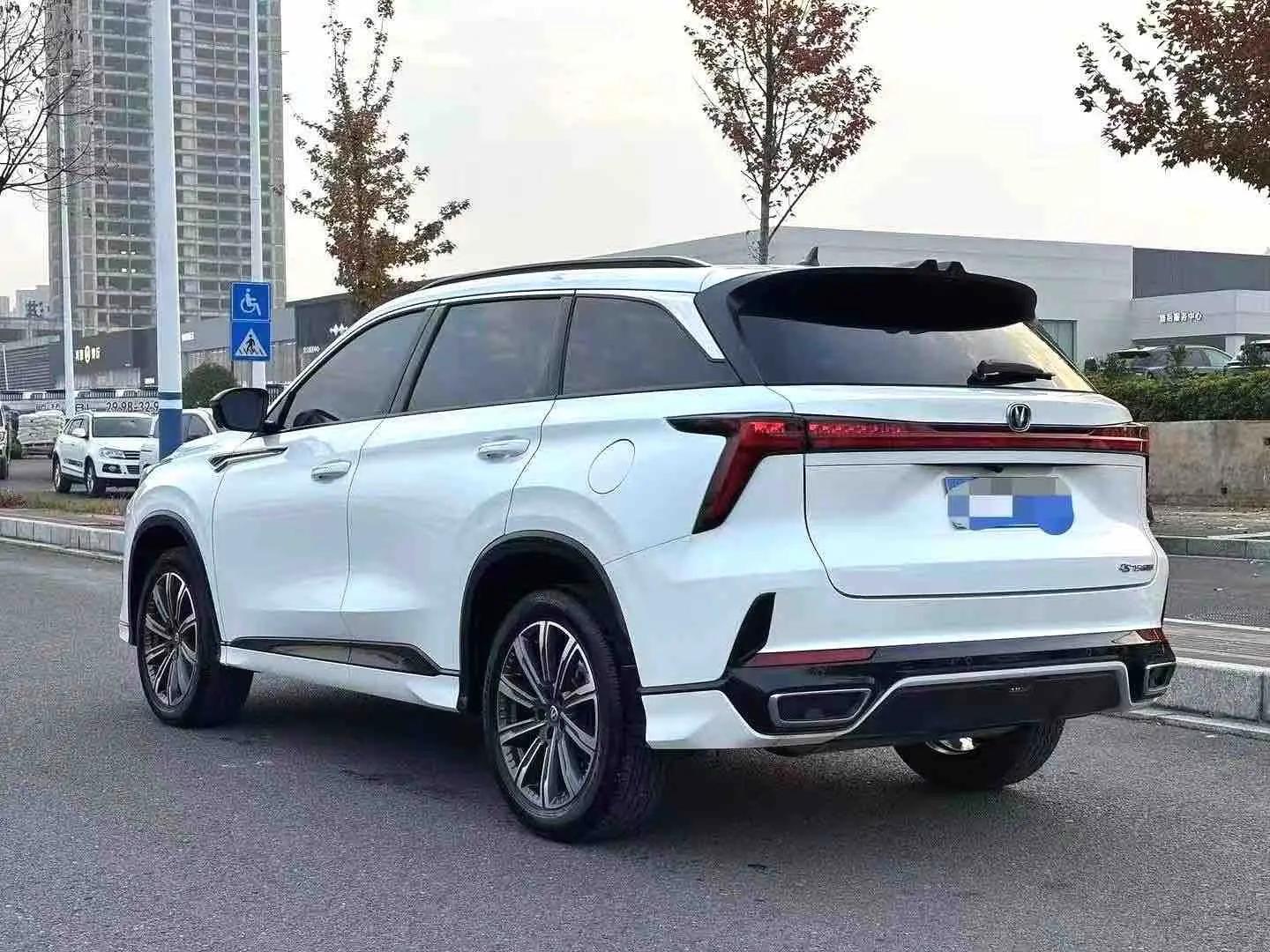 ChangAn 2024 CS75 PLUS 2.0T Champion Edition Smart Driving and Auto 5