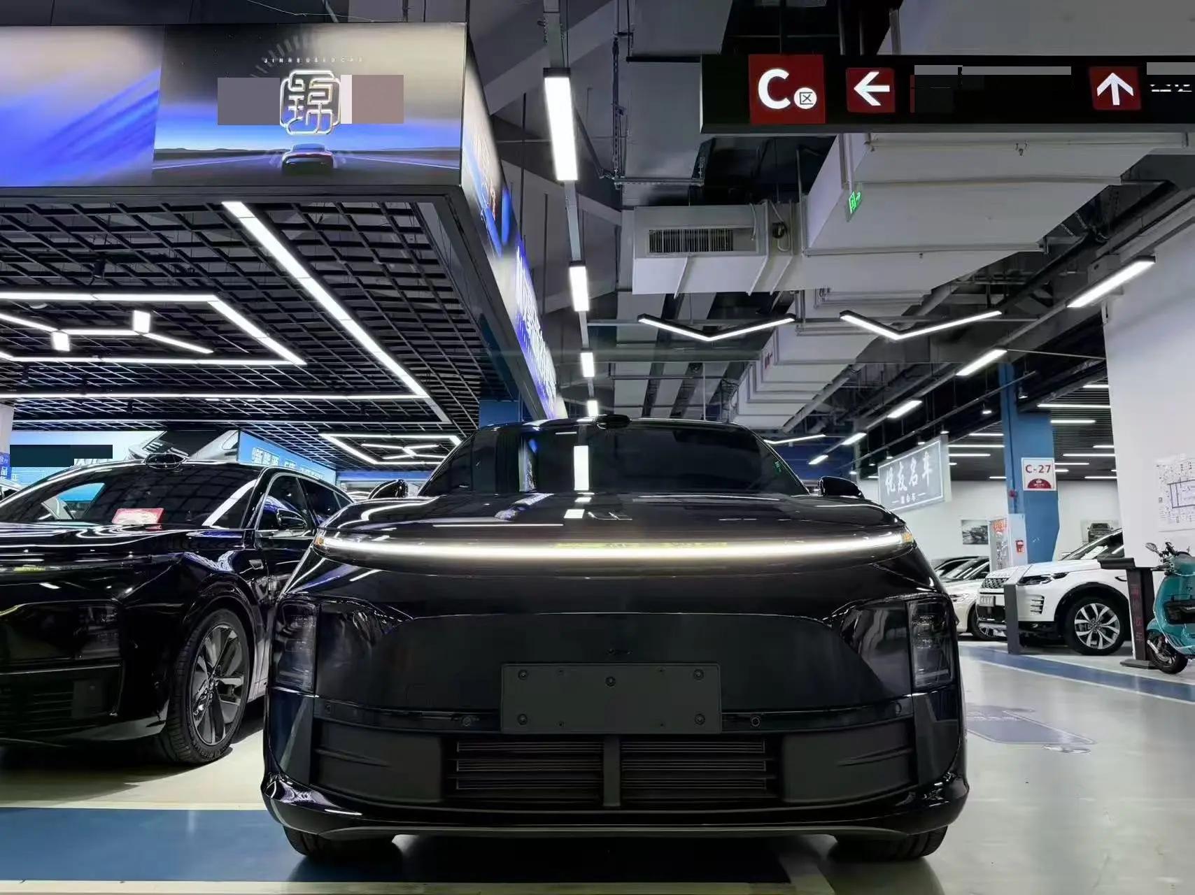 Li 2025 L6 Pro Intelligent Refreshed Version Automatic Transmission 2