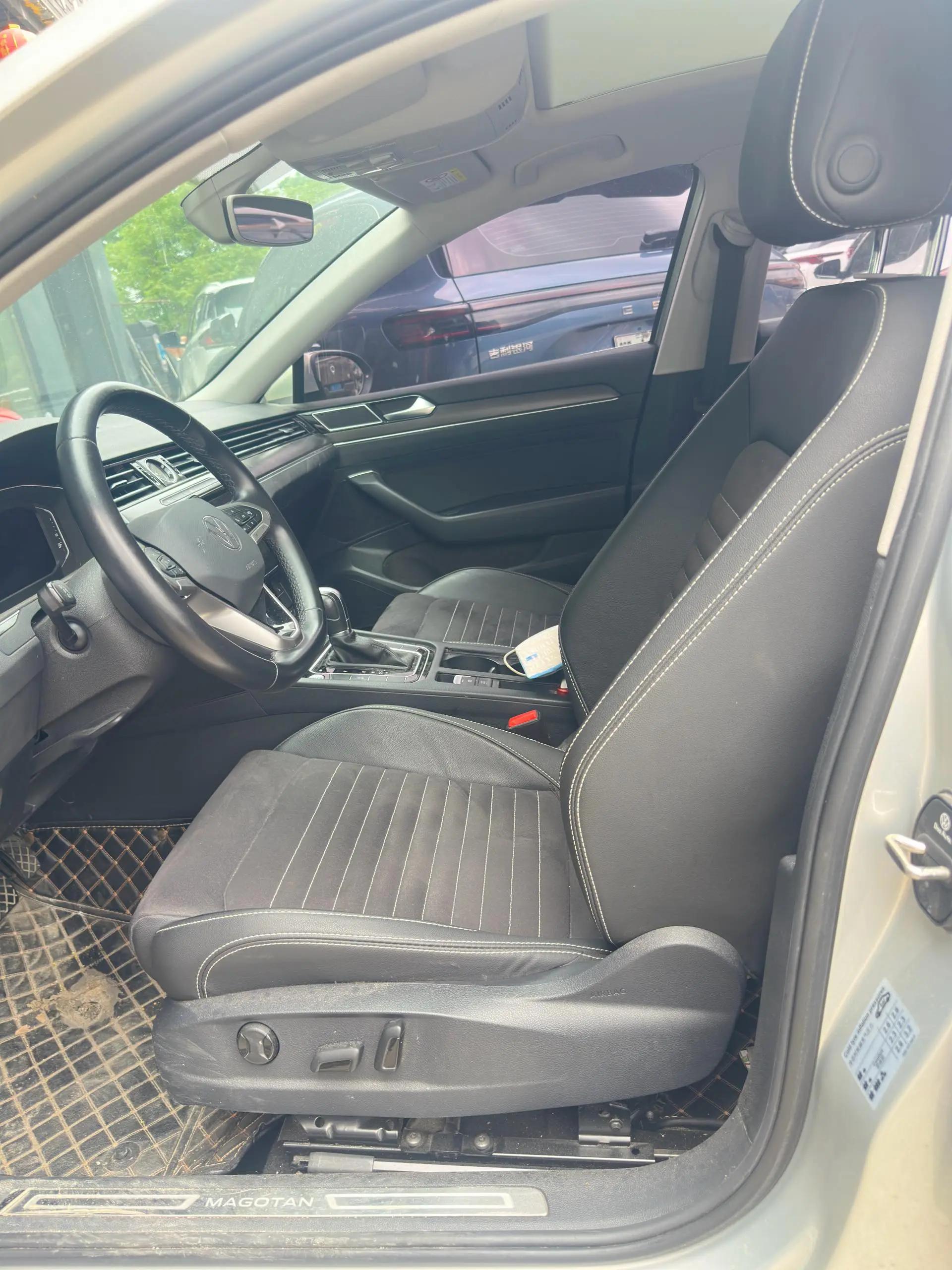 Magotan 2020 330TSI DSG Luxury Model 6