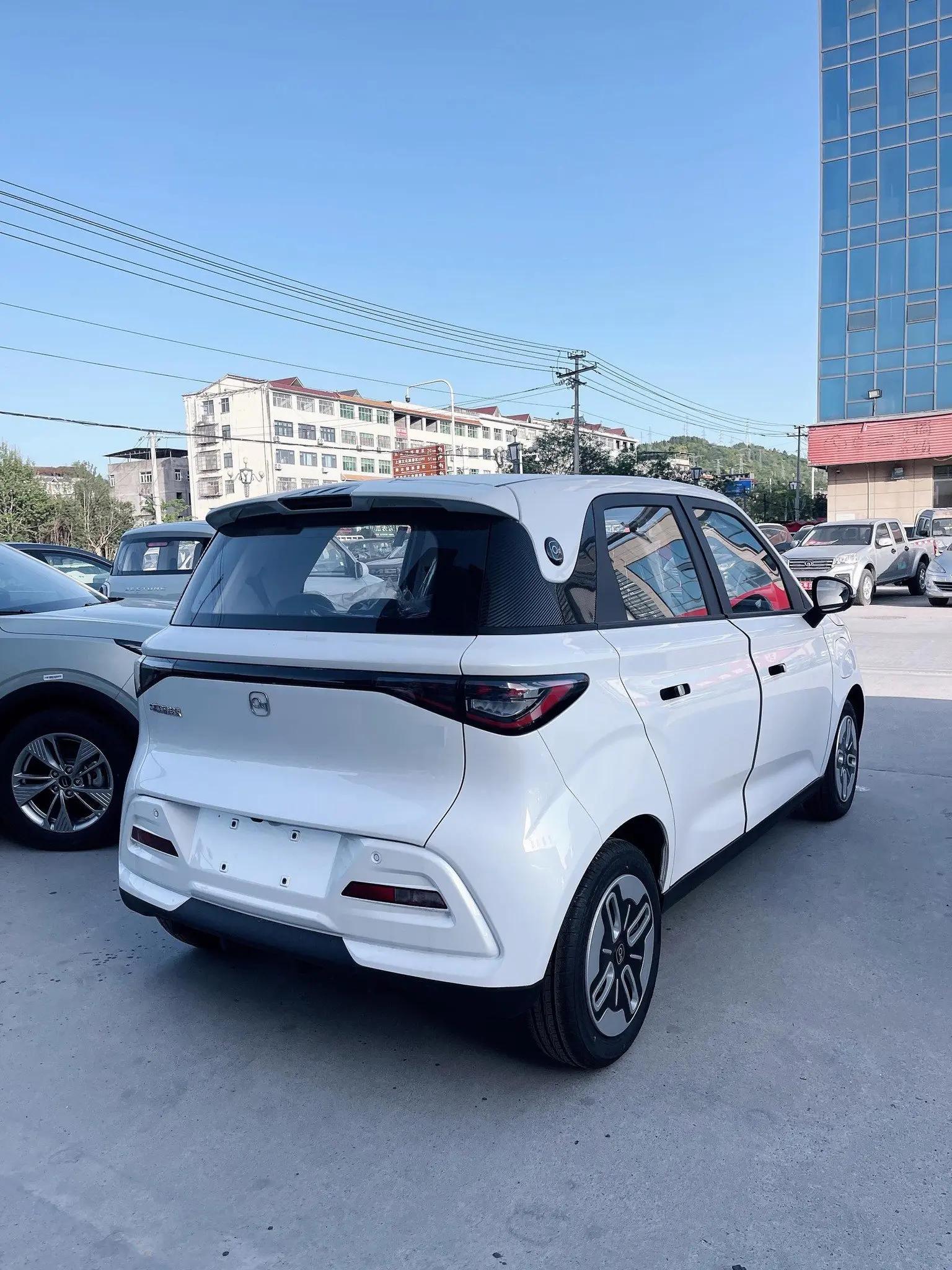 Chery 2025 QQ multi-meter 405km comfortable automatic gear 3