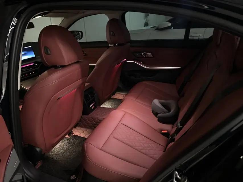 BMW 3 Series 2026 330Li 2.0T M Sports Obsidian Night Suit Automatic Gear 4