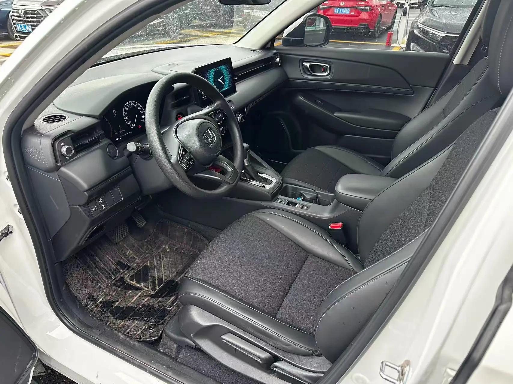 Vezel 2023, 1.5L CVT Mid-Grade Model 2