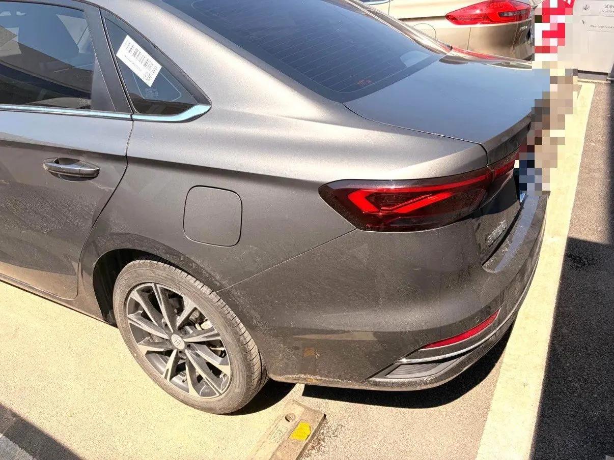 Emgrand 2025 4th Generation 1.5L CVT Prestige Model 7