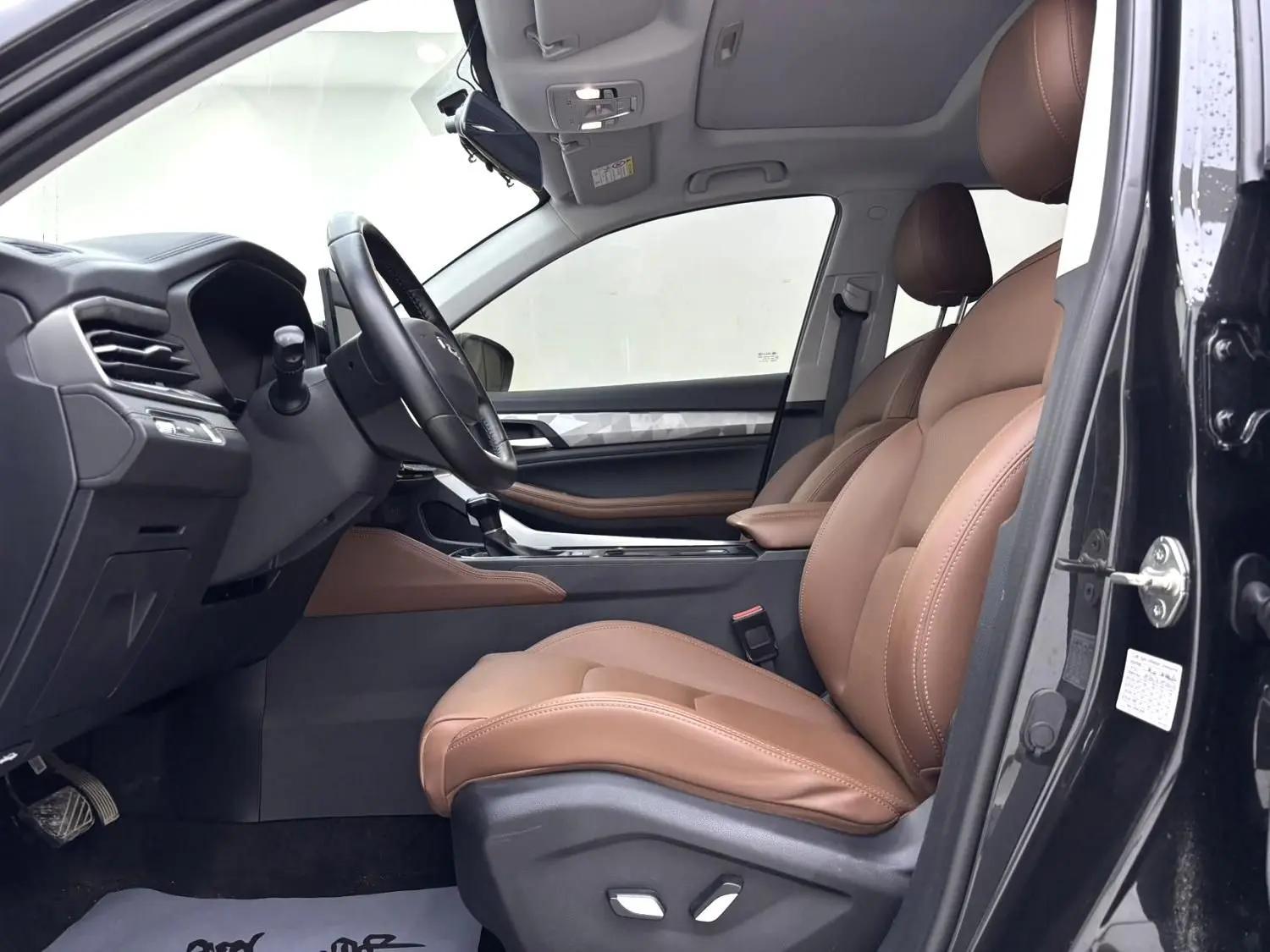 Vision X6 2021 PRO 1.4T Auto Honor Model 4