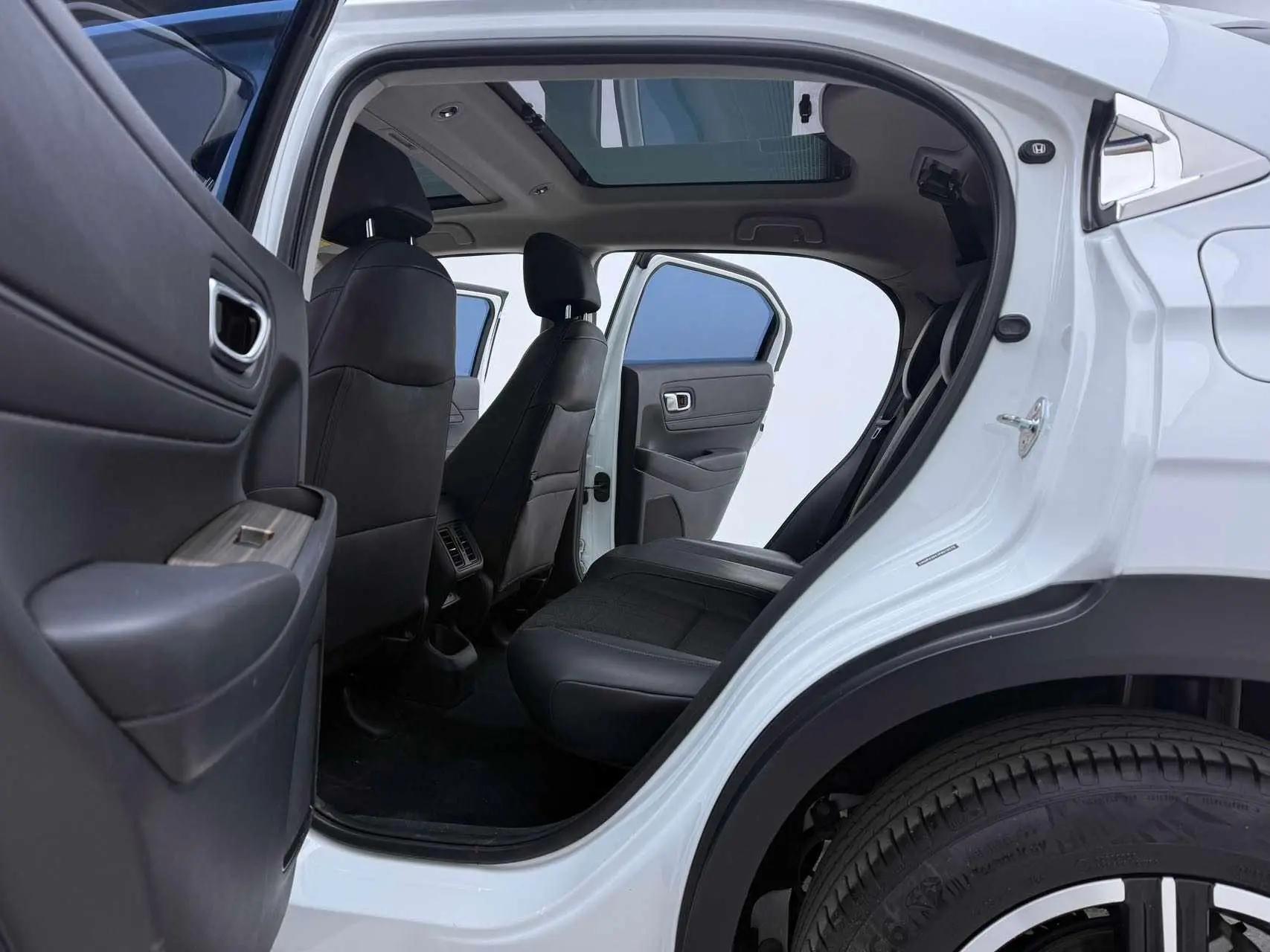 Binzhi 2023 1.5L CVT Medium Edition 11