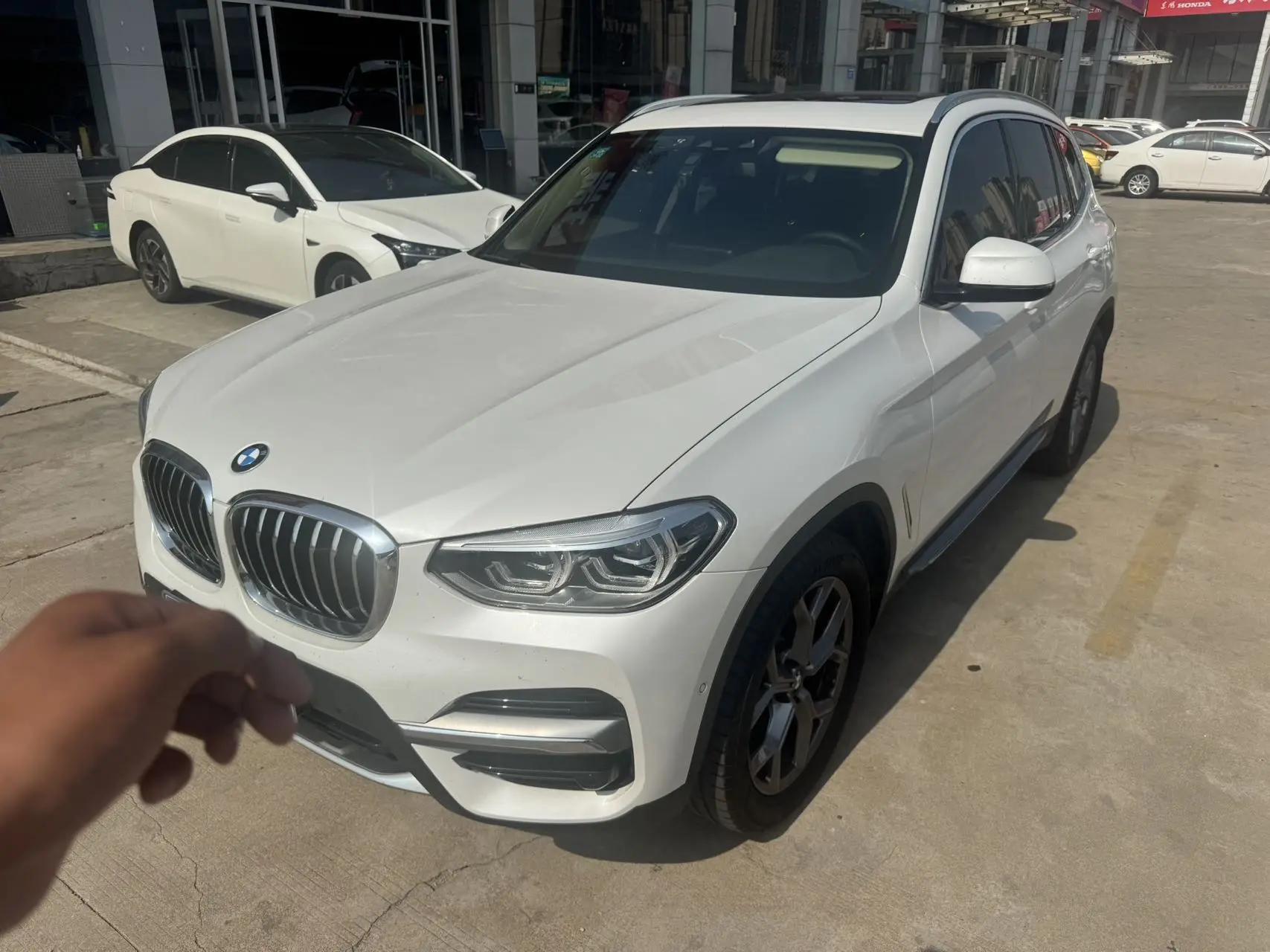 BMW X3 2020 xDrive28i Deluxe Set