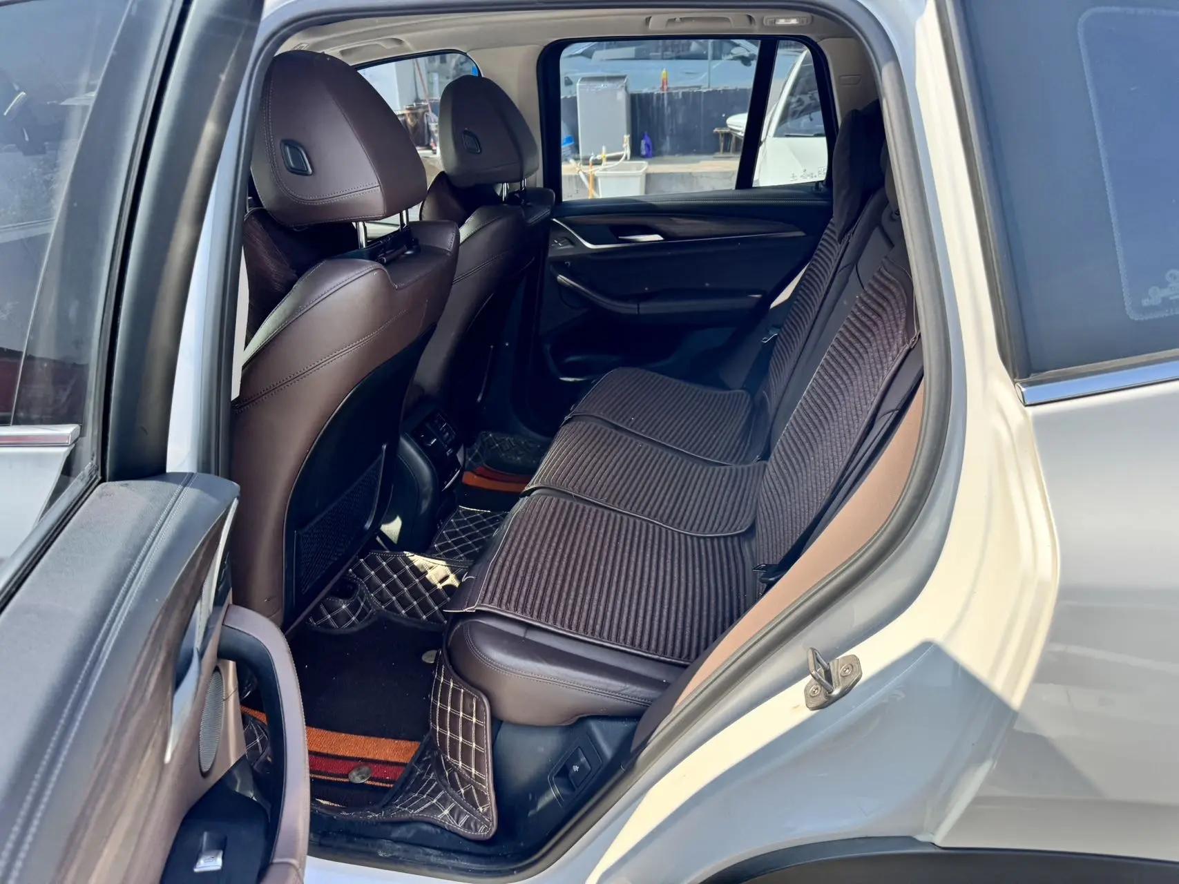 BMW X3 2020 xDrive28i Deluxe Set 3