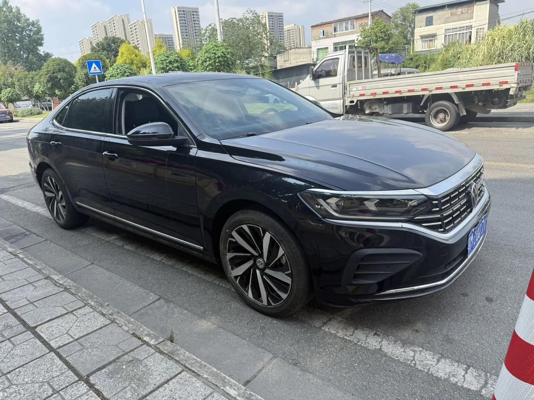 Volkswagen 2024 Passat 2.0TSI 330TSI Starry Sky Elite Edition Automatic 2