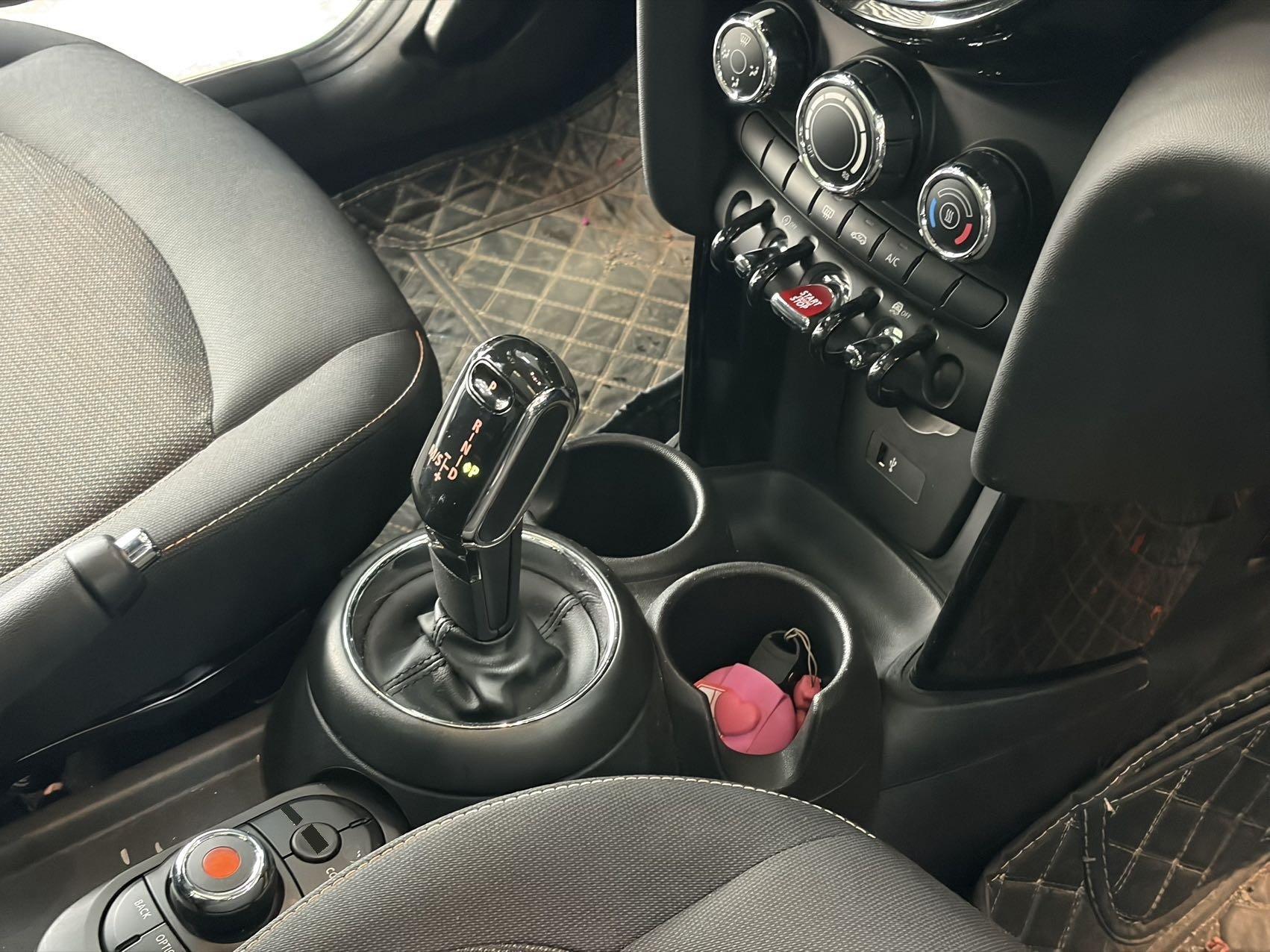 MINI 2020 1.5T ONE PLUS 10
