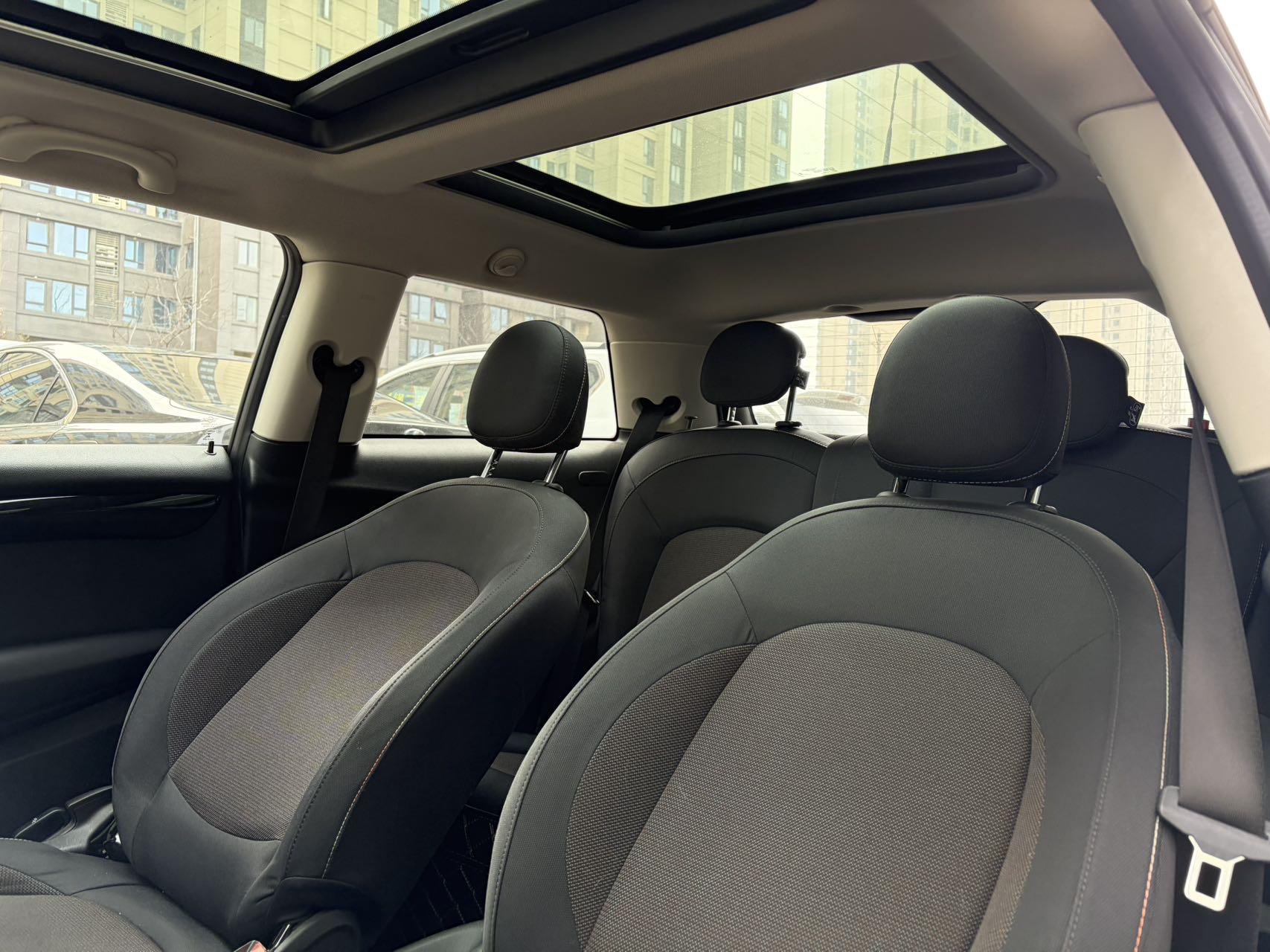 MINI 2020 1.5T ONE PLUS 13