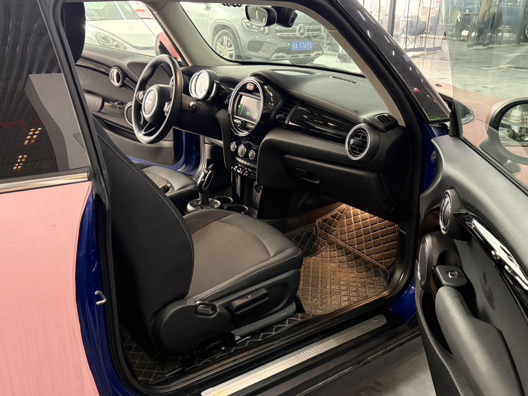 MINI 2020 1.5T ONE PLUS 7
