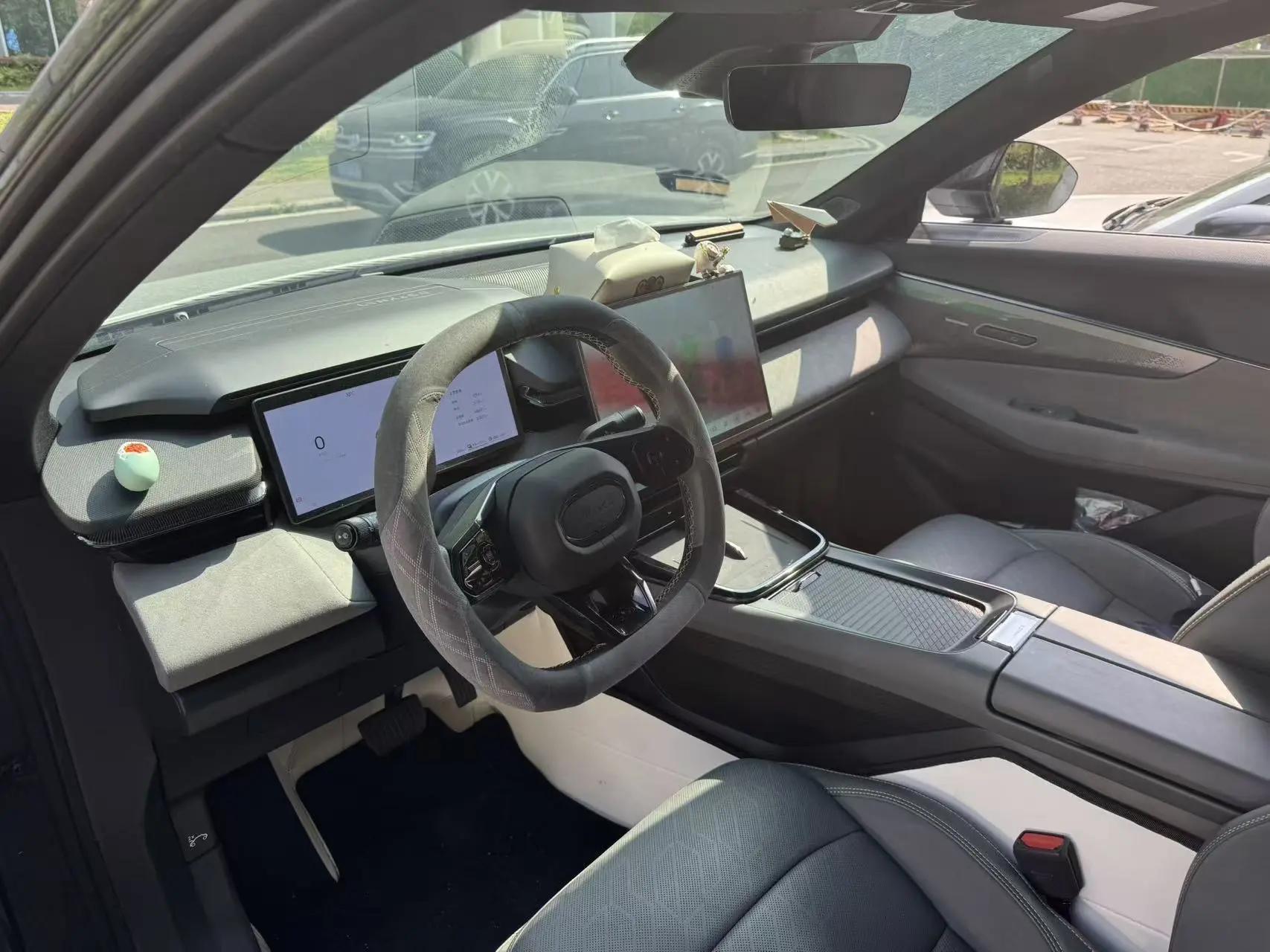 LYNK&amp;CO 2025 LYNK&amp;CO 08 EM-P 1.5T 120km Long Range Pro Automatic 4