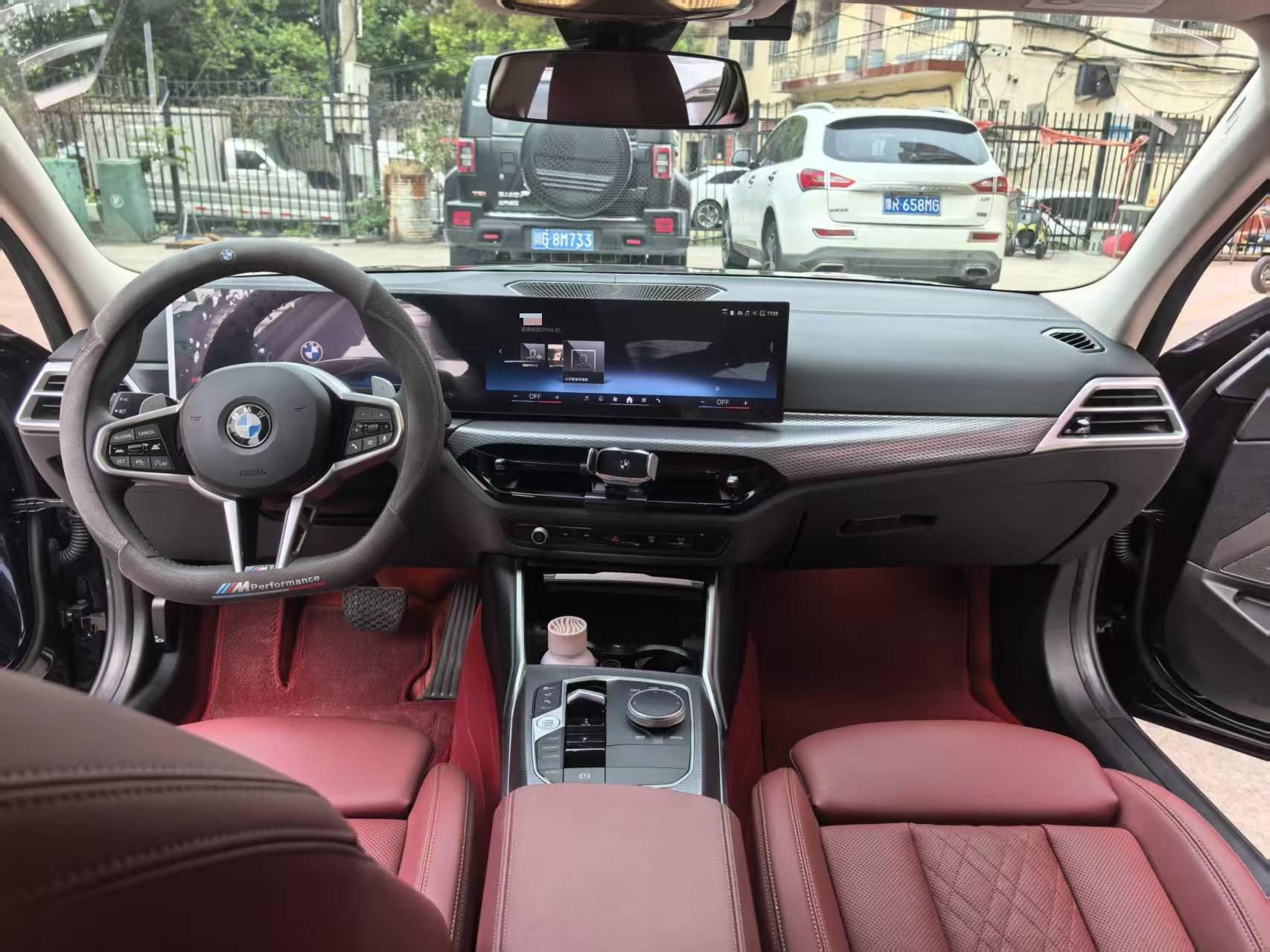 BMW 3 Series 2025 Model 330Li 2.0T M Sport Night Edition Automatic 6