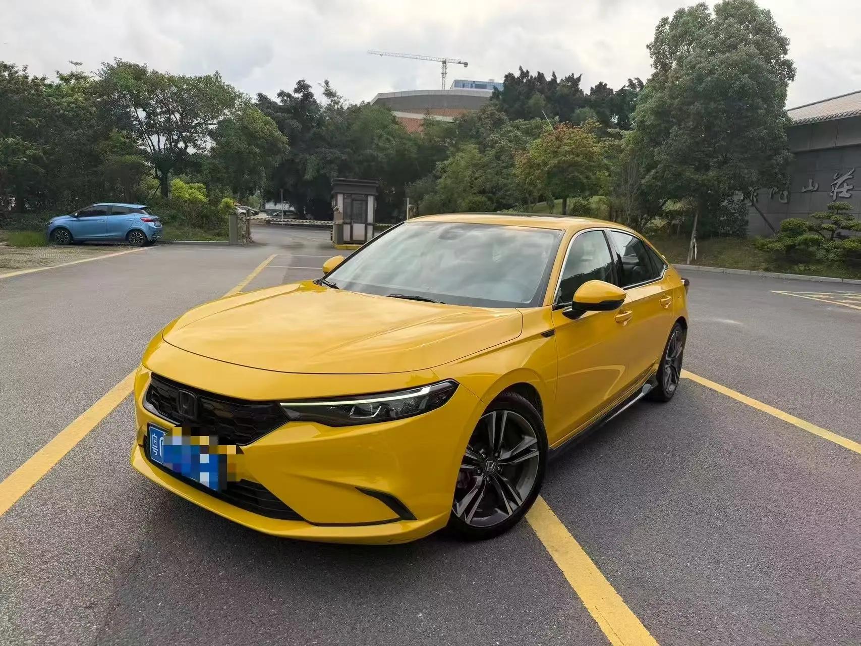 Model 2022 240TURBO CVT Premium Edition