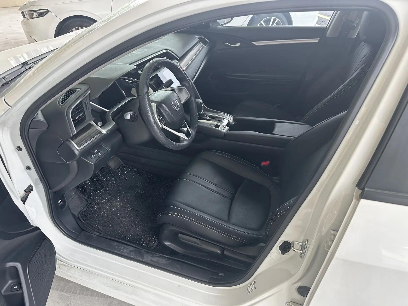 Civic 2019 220TURBO CVT Dynamic Edition National V 4