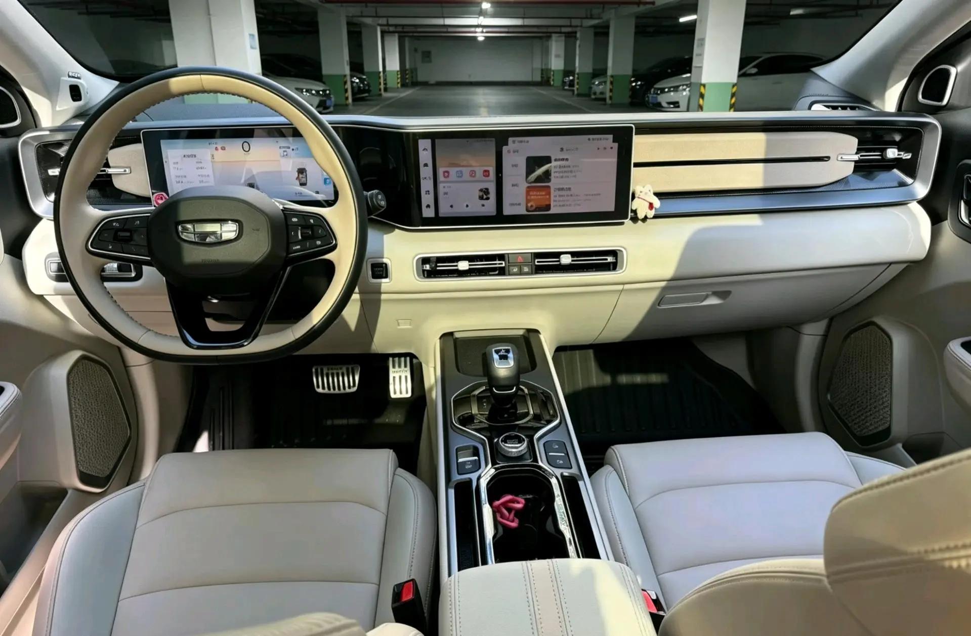Geely ICON 2023 1.5TD Chocolate Alcohol Edition 4