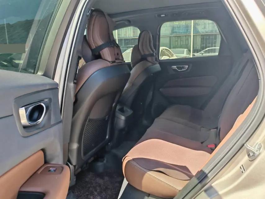 Volvo XC60 2025 B5 4WD Zhiyuan Deluxe Edition 6