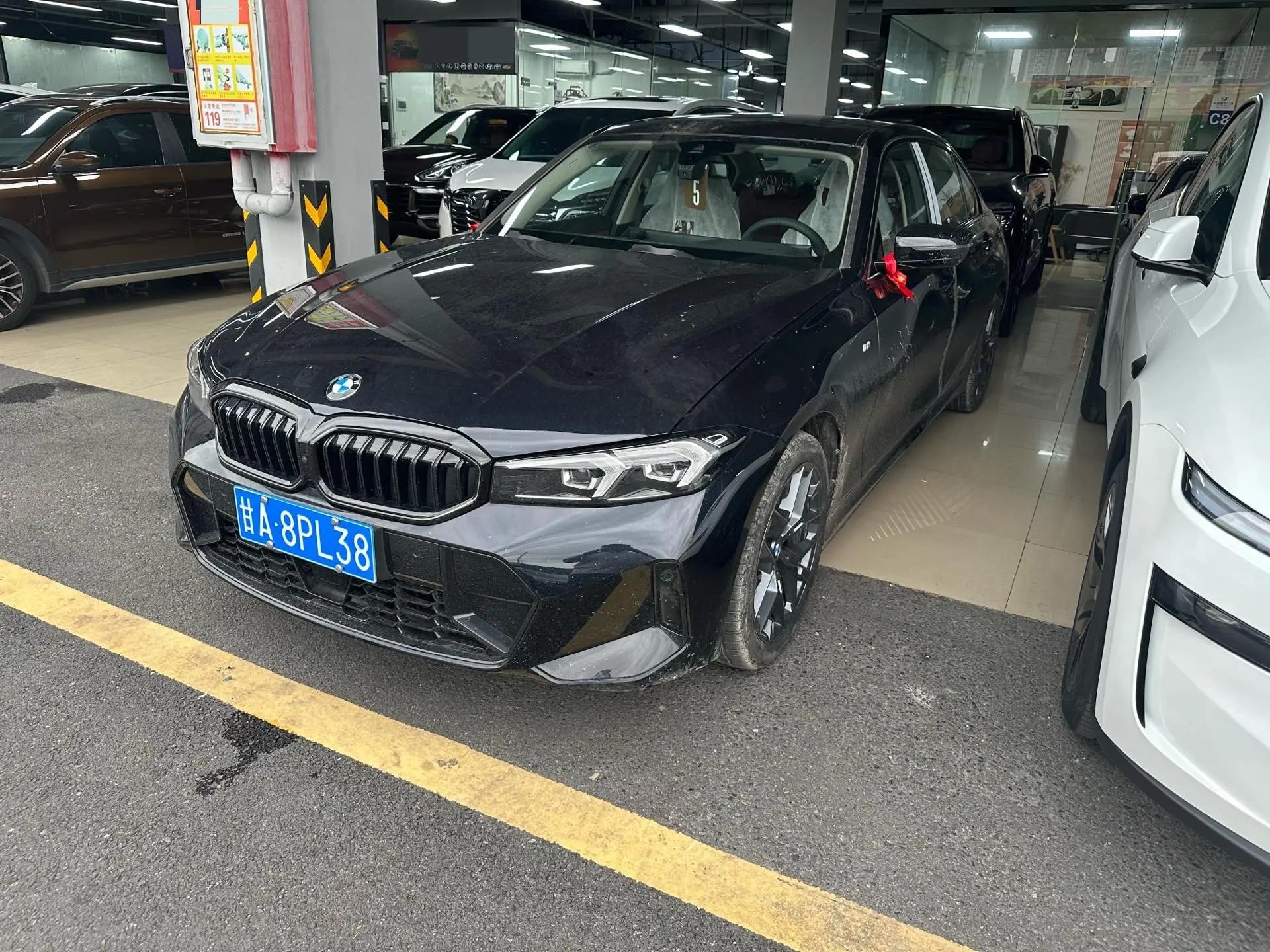 Open image lightbox: BMW 3 Series 2026 330Li 2.0T M Sports Obsidian Night Suit Automatic Gear