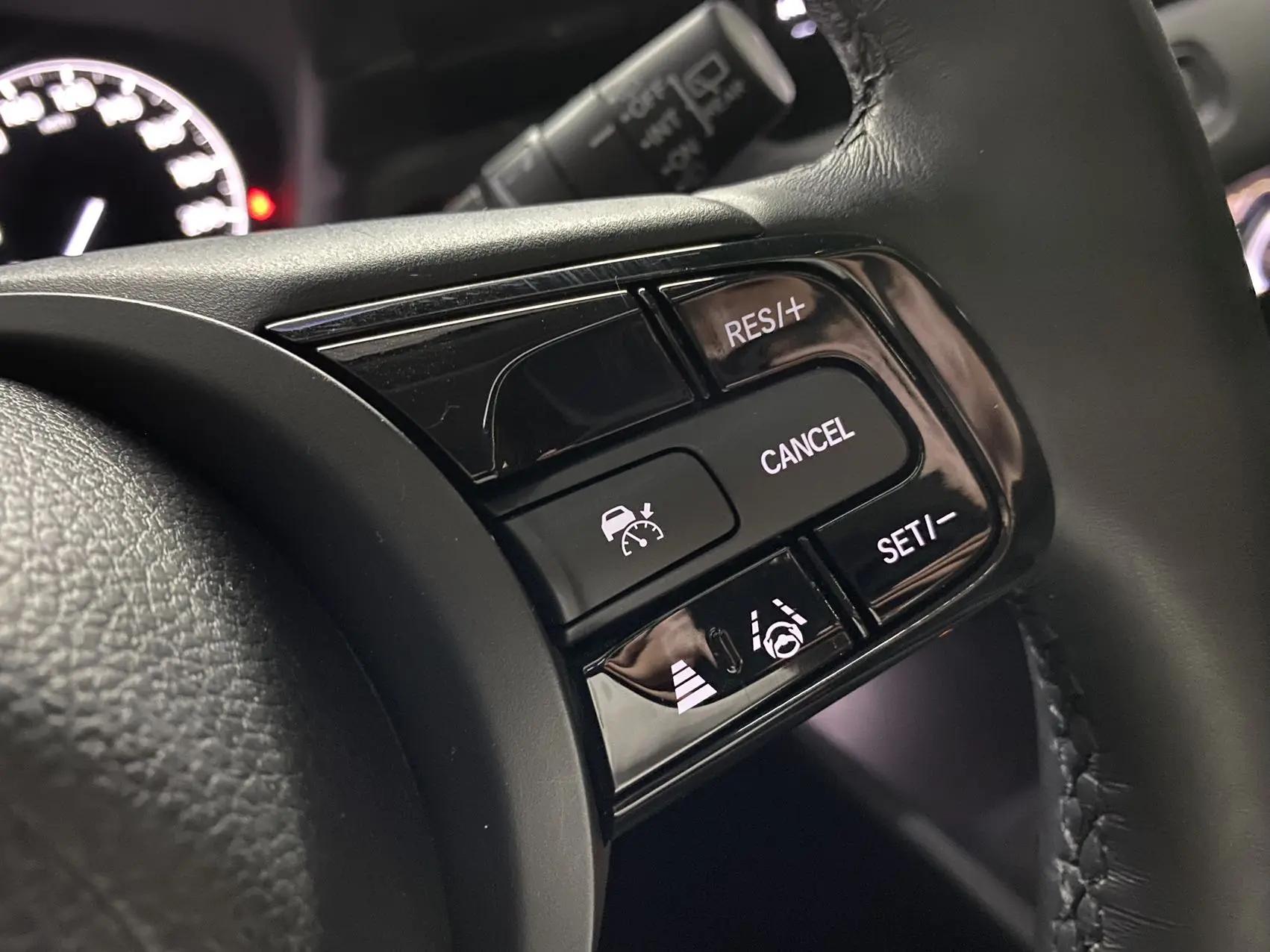 Honda 2023 XR-V 1.5 CVT Hot Wave Edition Automatic 11