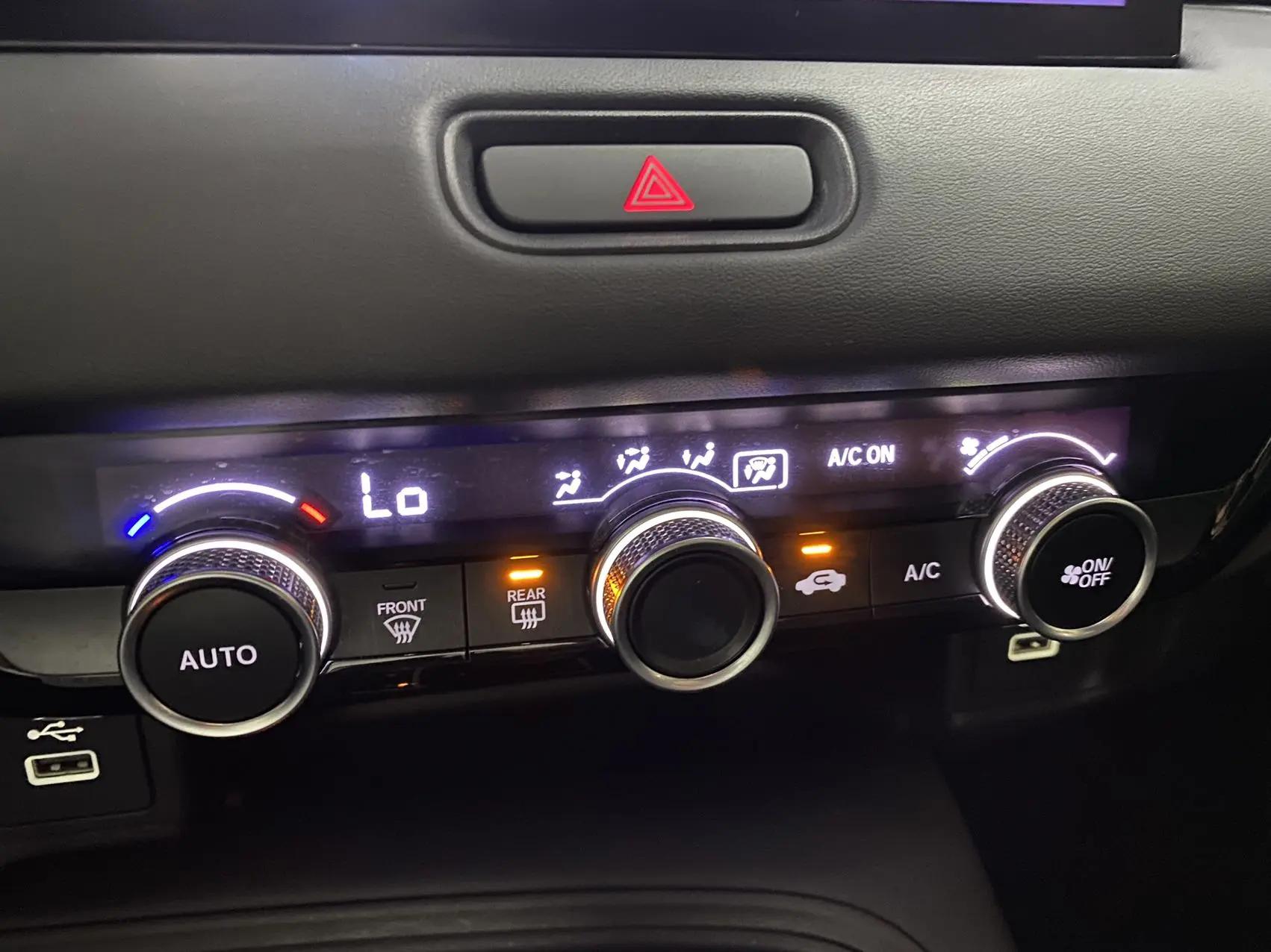 Honda 2023 XR-V 1.5 CVT Hot Wave Edition Automatic 12