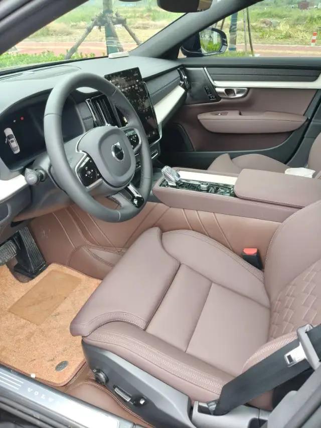 Volvo 2026 S90 48V 2.0T B5 Zhiyuan Deluxe Edition Automatic Gear 5