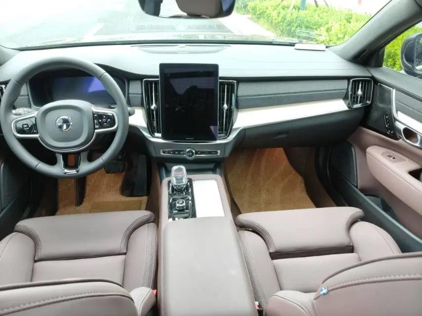 Volvo 2026 S90 48V 2.0T B5 Zhiyuan Deluxe Edition Automatic Gear 7