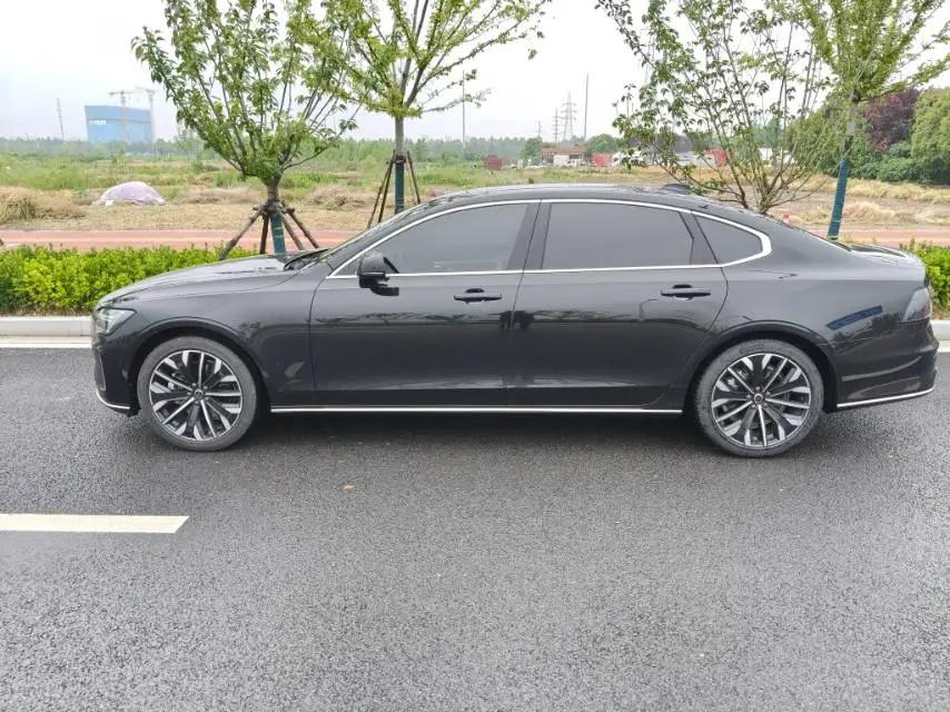 Volvo 2026 S90 48V 2.0T B5 Zhiyuan Deluxe Edition Automatic Gear 9