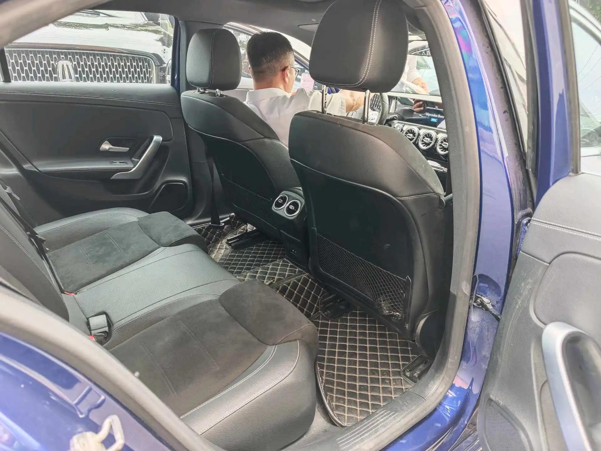 Mercedes Benz Class A 2020 A 200 L 3