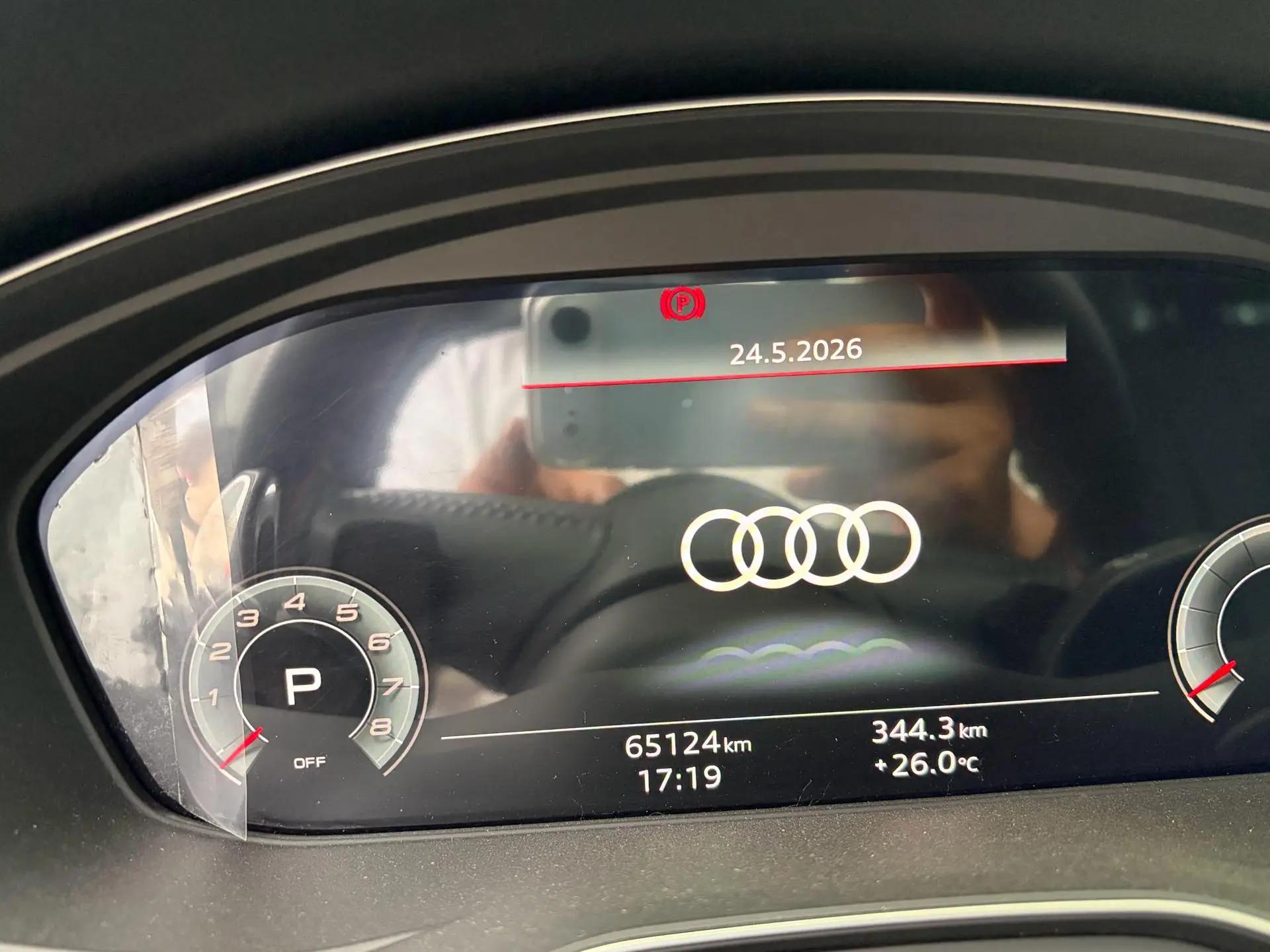 Audi A4L 2020 Model 40 TFSI Luxury Dynamic Edition 8