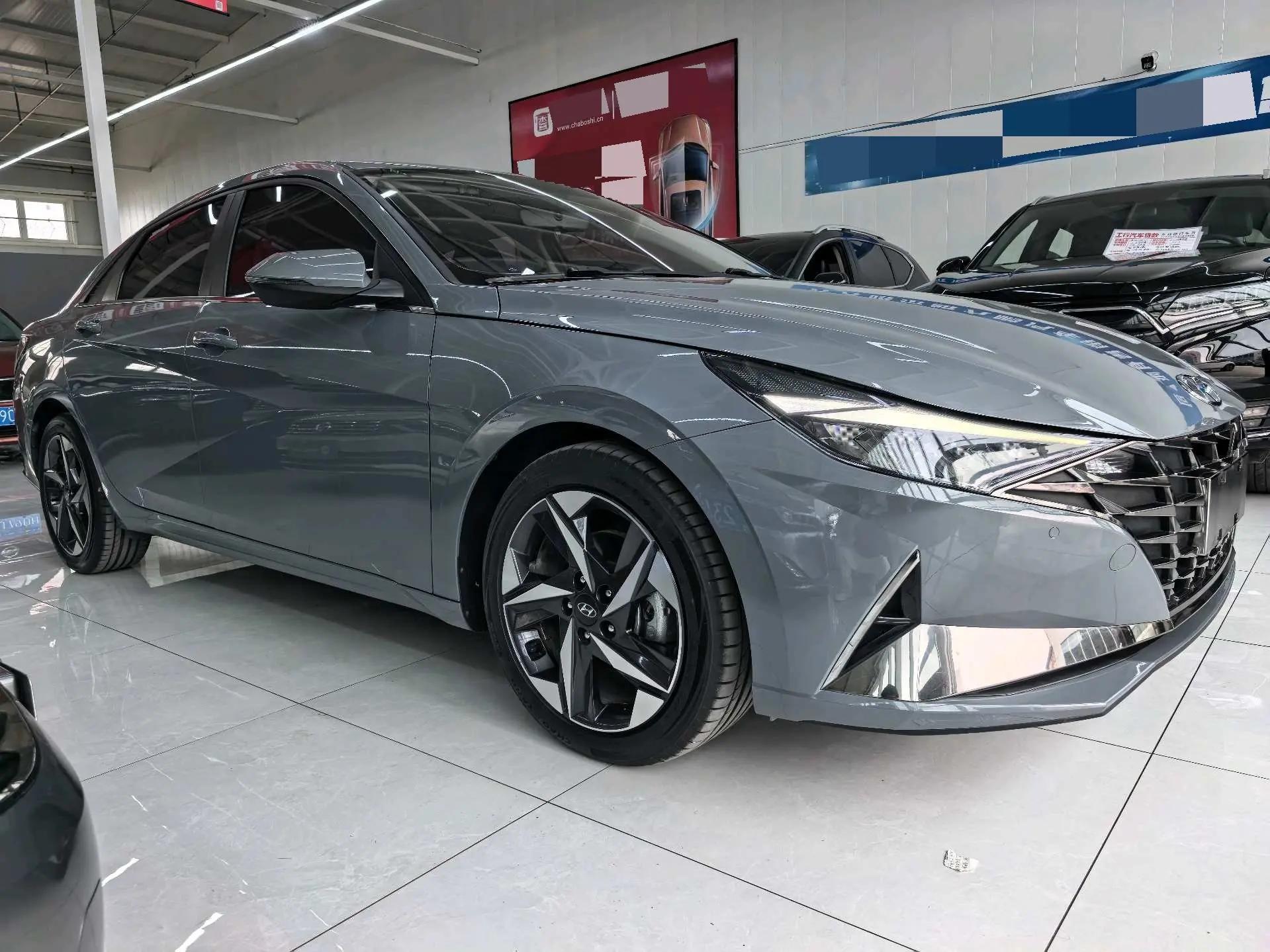 Elantra 2023 1.5L CVT GLS Leading Edition 2
