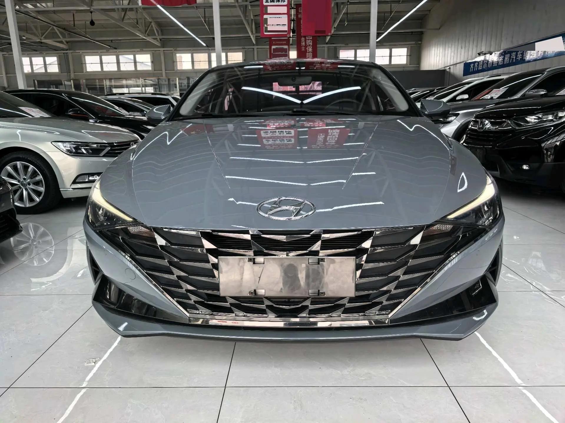 Elantra 2023 1.5L CVT GLS Leading Edition 3