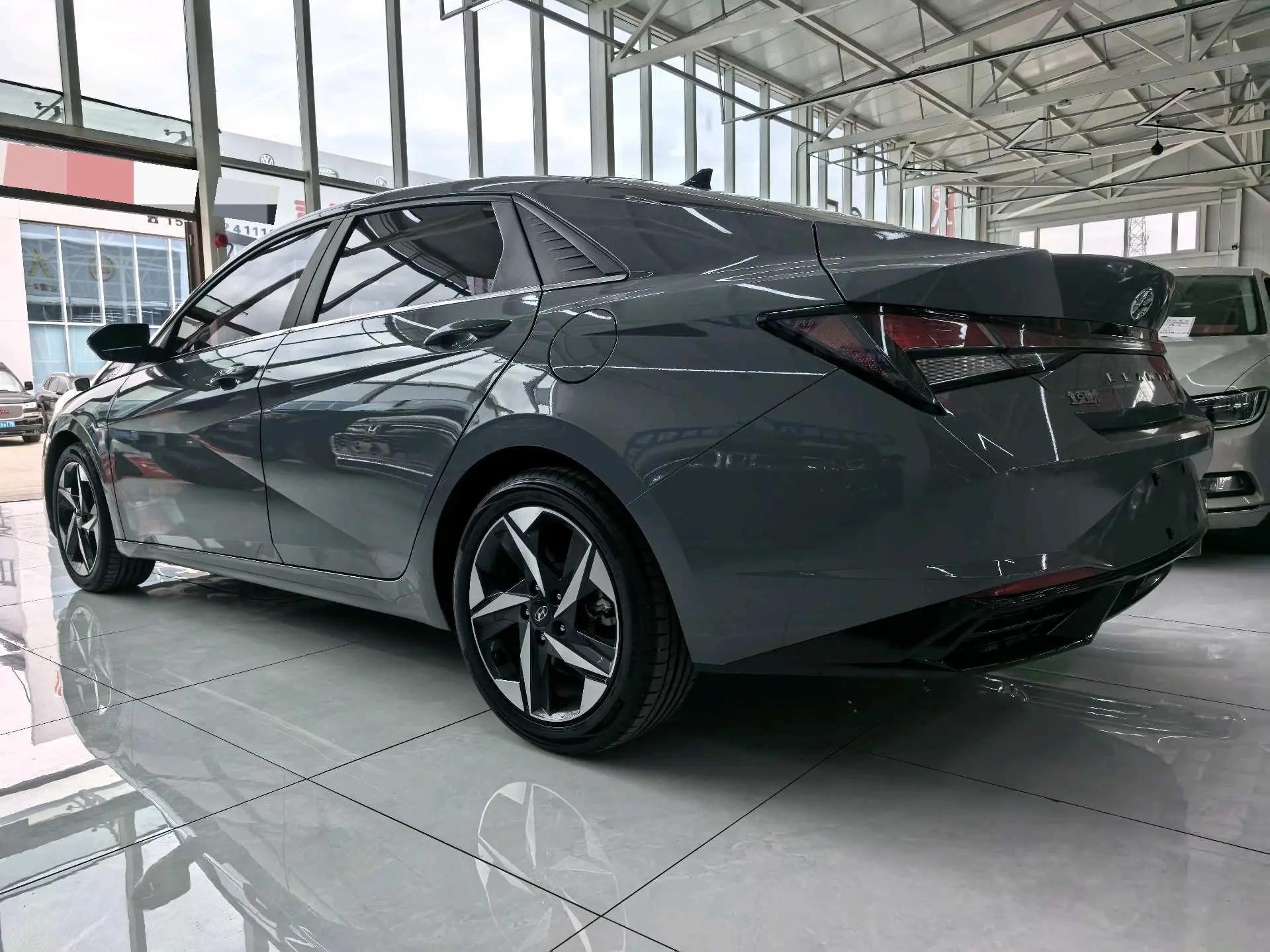 Elantra 2023 1.5L CVT GLS Leading Edition 7