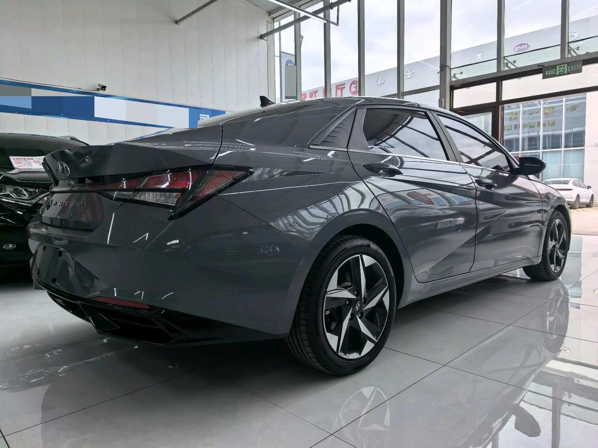 Elantra 2023 1.5L CVT GLS Leading Edition 9