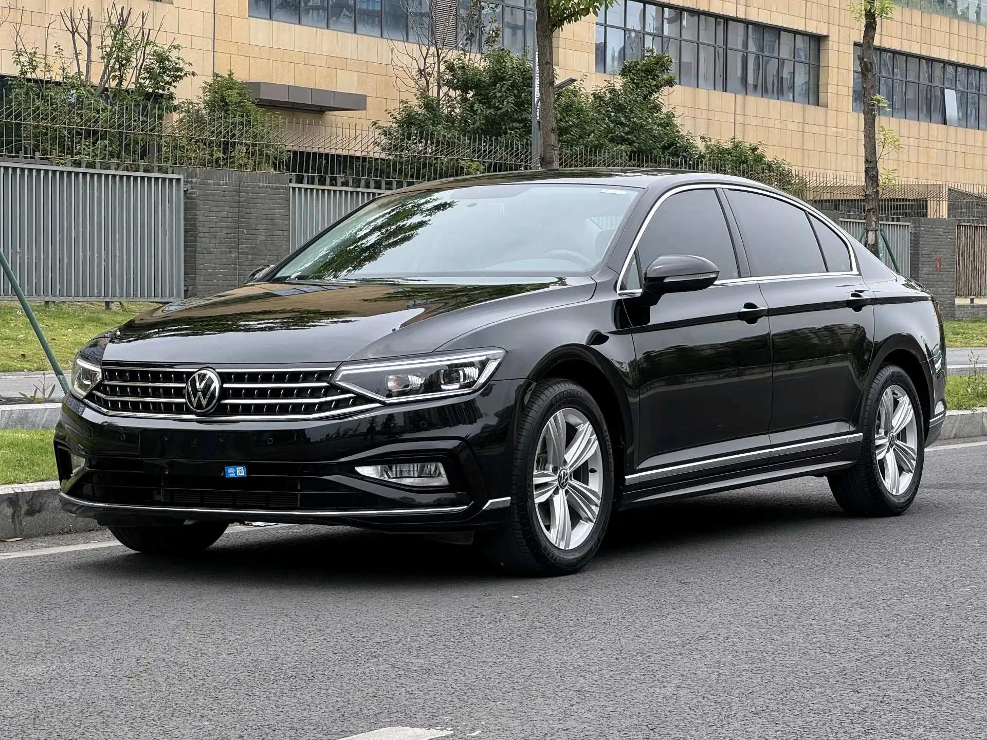 Volkswagen 2025 Magotan 1.4TSI 280TSI 2 million Comfortable Automatic Gear