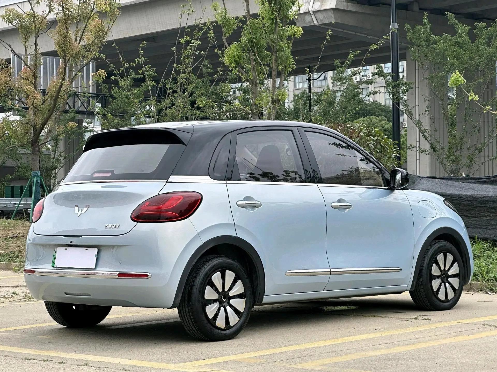WuLing 2025 Plantronics 333km Enjoy Automatic Gear 11