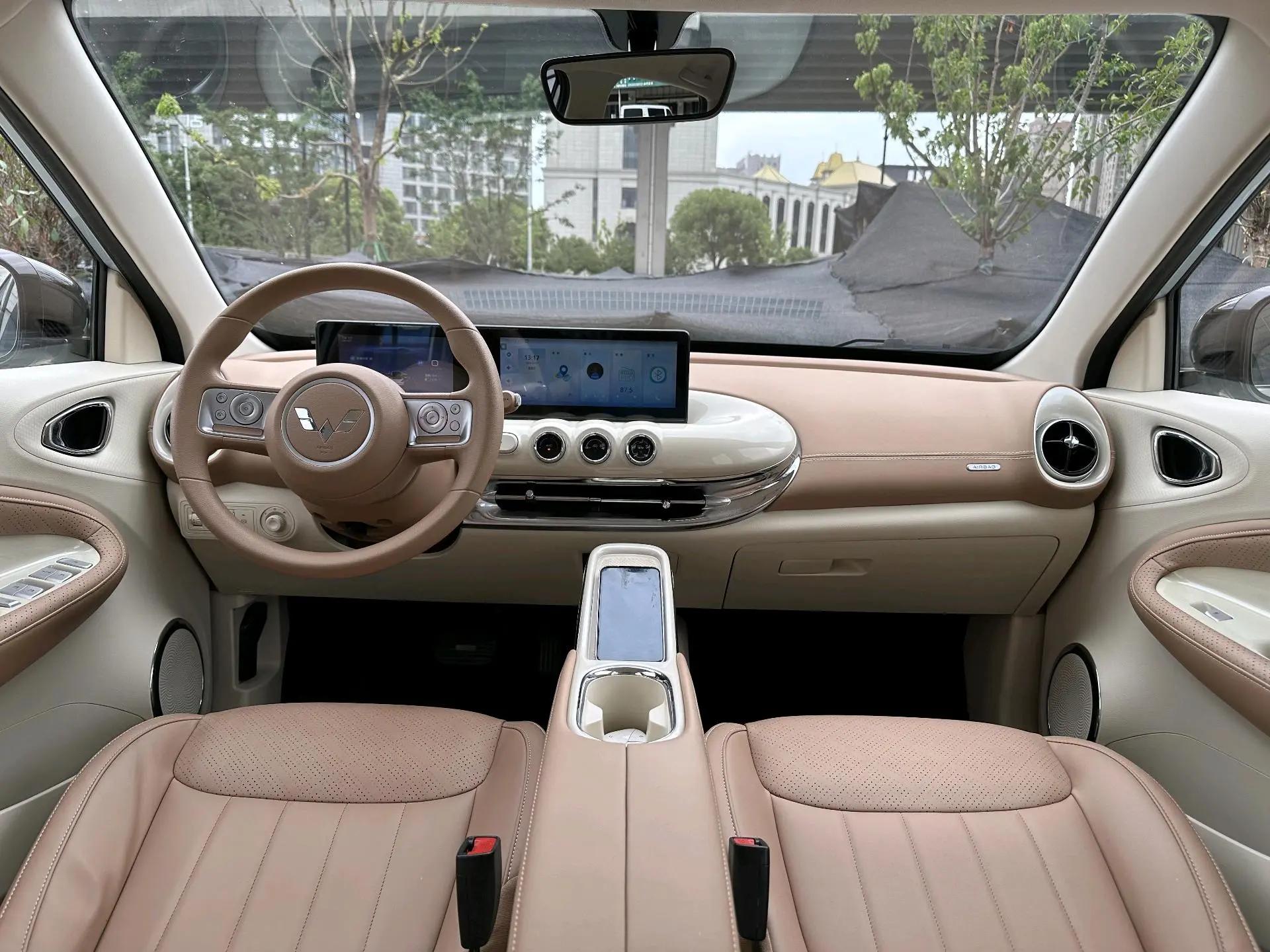 WuLing 2025 Plantronics 333km Enjoy Automatic Gear 5