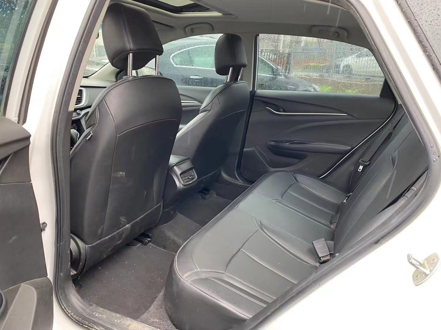 Yinglang 2021 model changed to 1.3T automatic light hybrid elite model 4